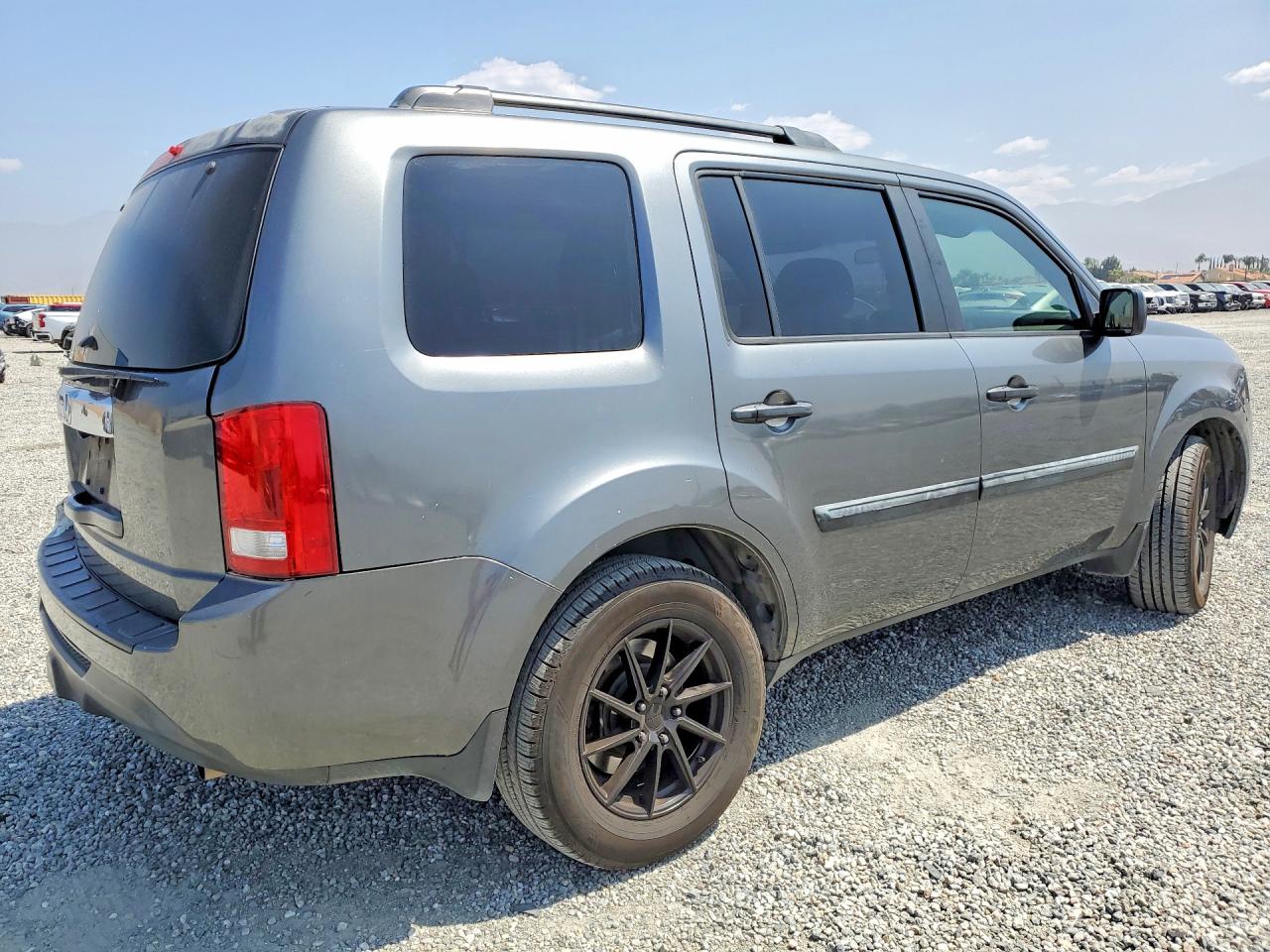 2012 Honda Pilot Lx Charcoal vin: 5FNYF3H27CB032894