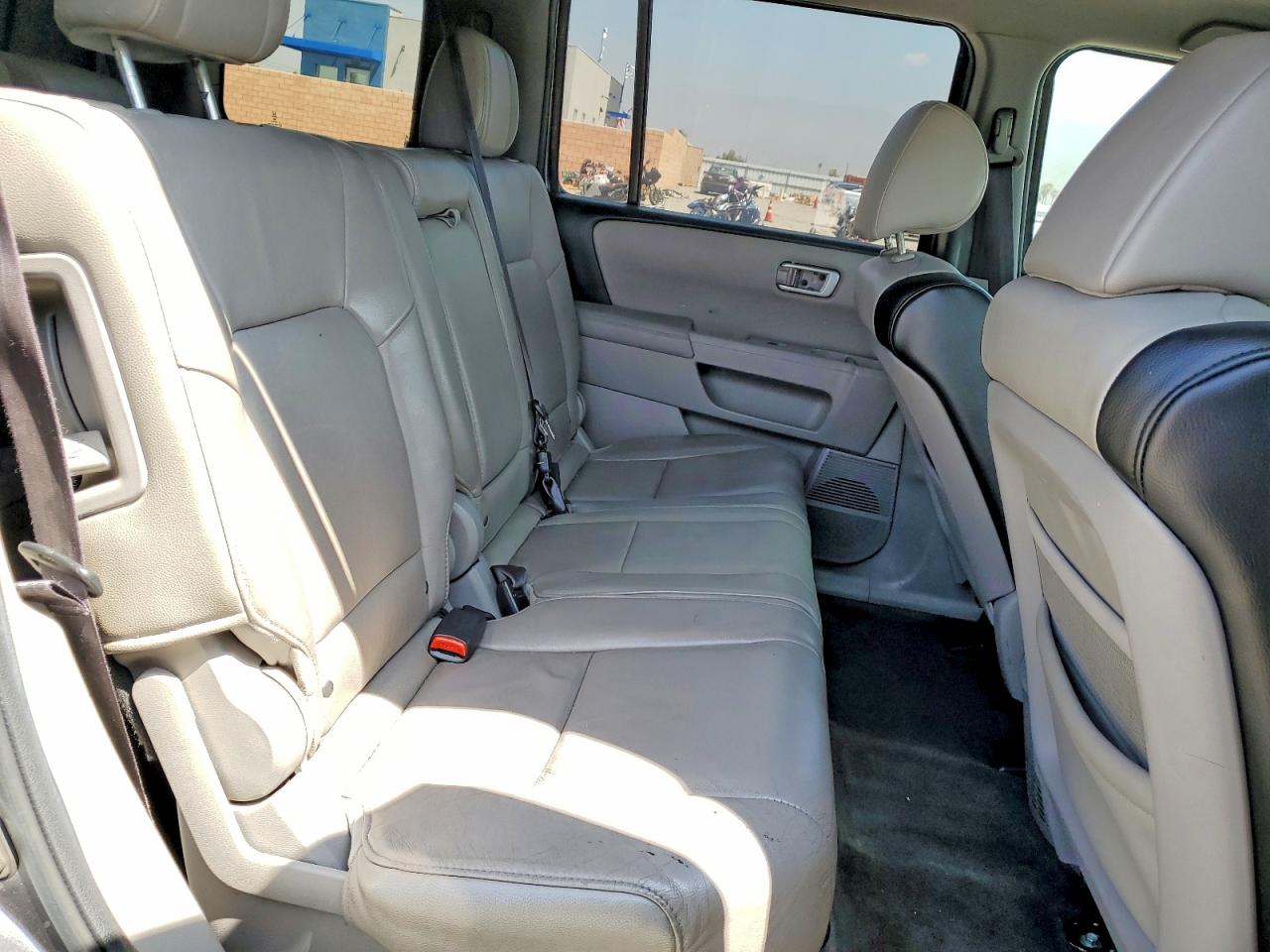 2012 Honda Pilot Lx Charcoal vin: 5FNYF3H27CB032894