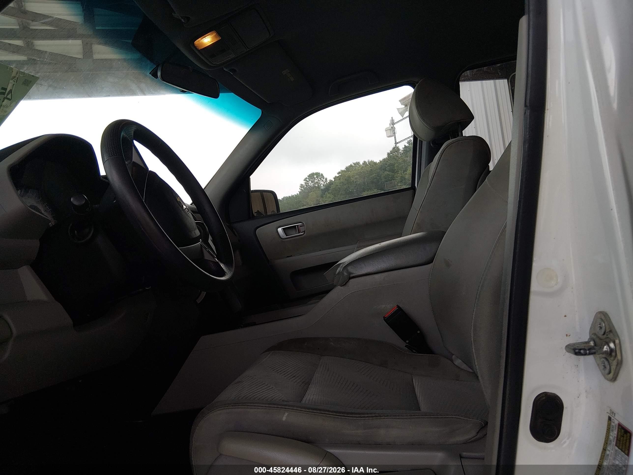 2012 Honda Pilot Lx White vin: 5FNYF3H27CB035147