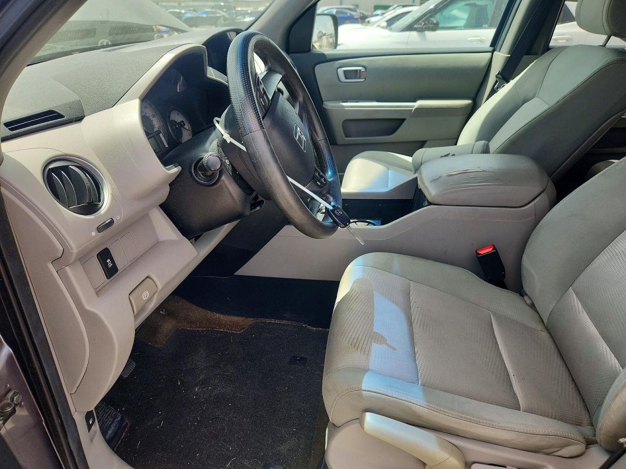 2014 Honda Pilot Lx Charcoal vin: 5FNYF3H27EB004886