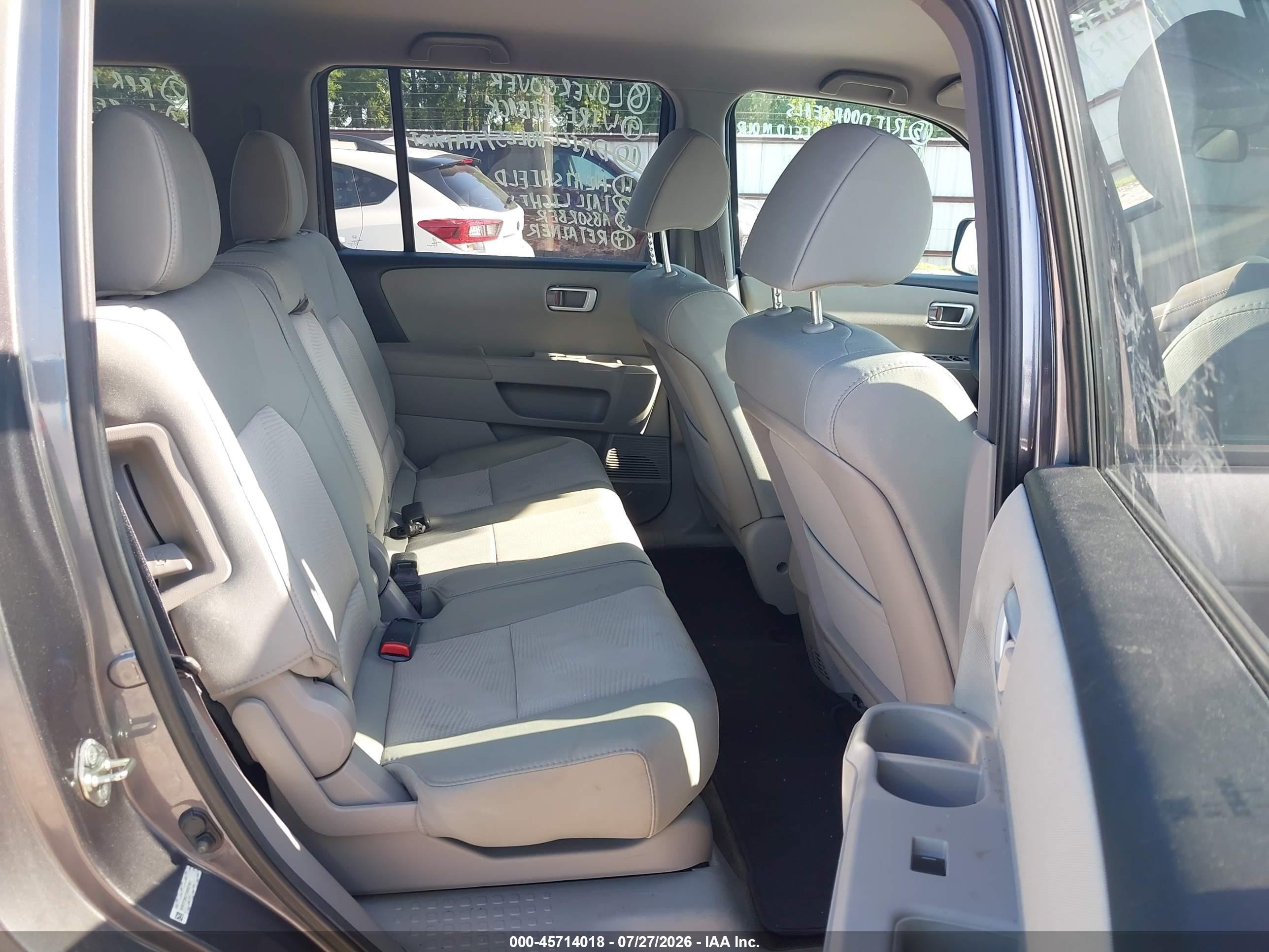 2014 Honda Pilot Lx Gray vin: 5FNYF3H27EB007061
