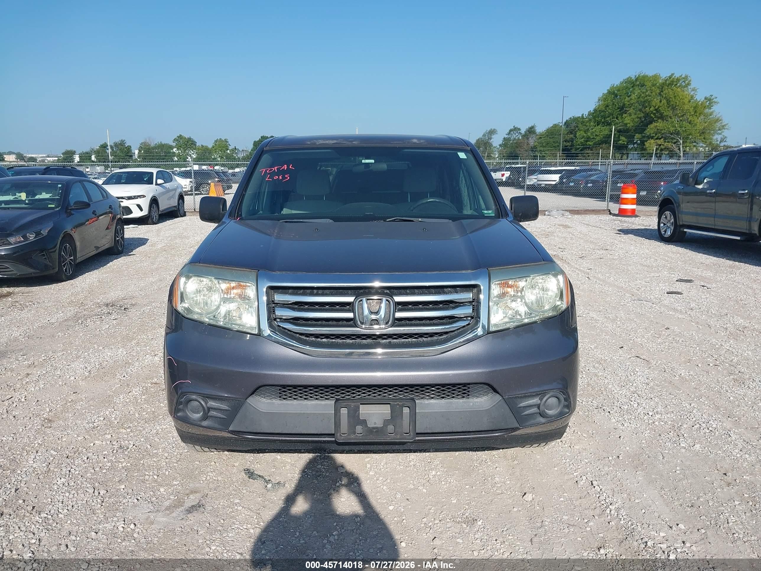 2014 Honda Pilot Lx Gray vin: 5FNYF3H27EB007061