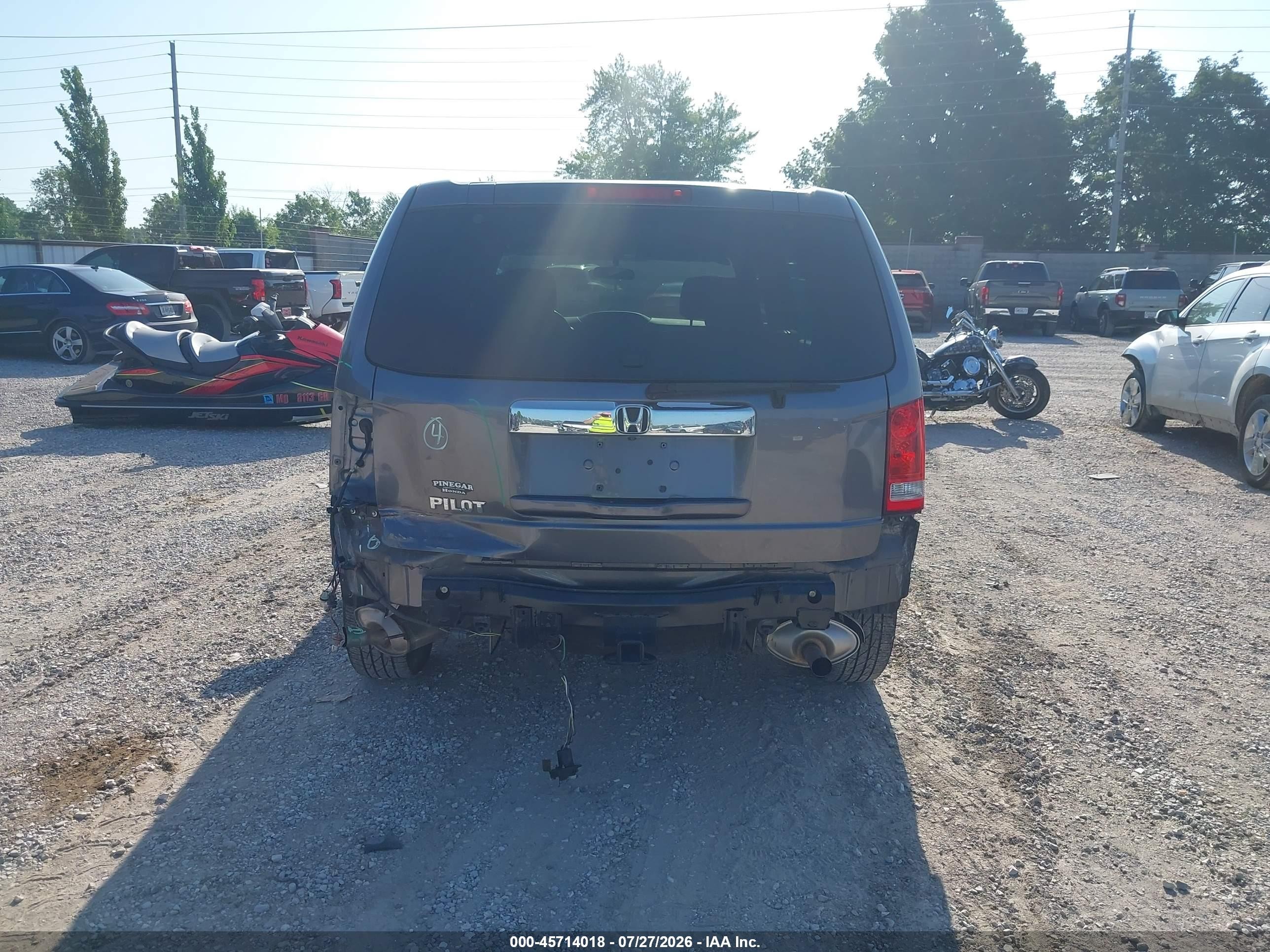 2014 Honda Pilot Lx Gray vin: 5FNYF3H27EB007061