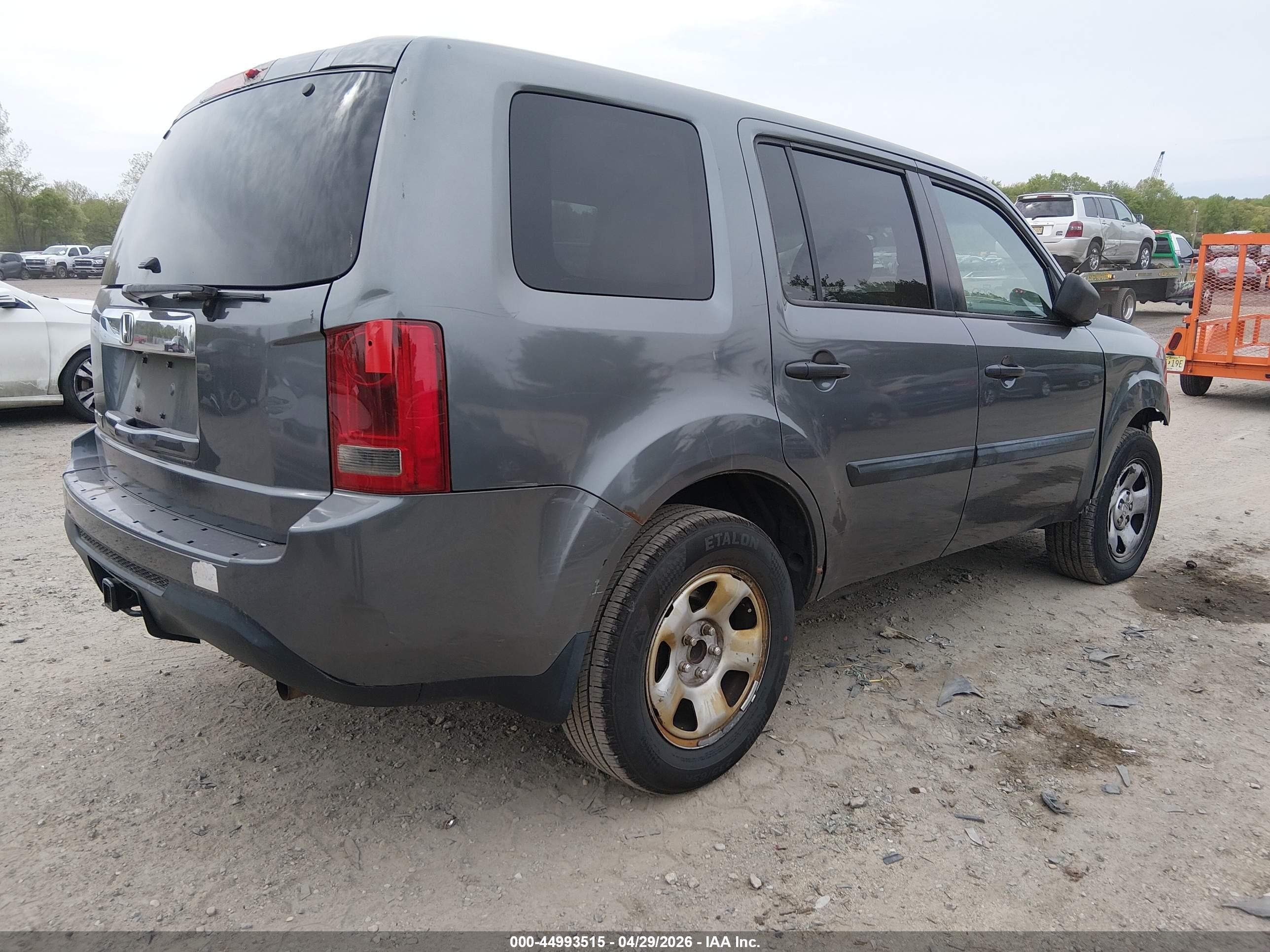 2013 Honda Pilot Lx Серый vin: 5FNYF3H28DB006516