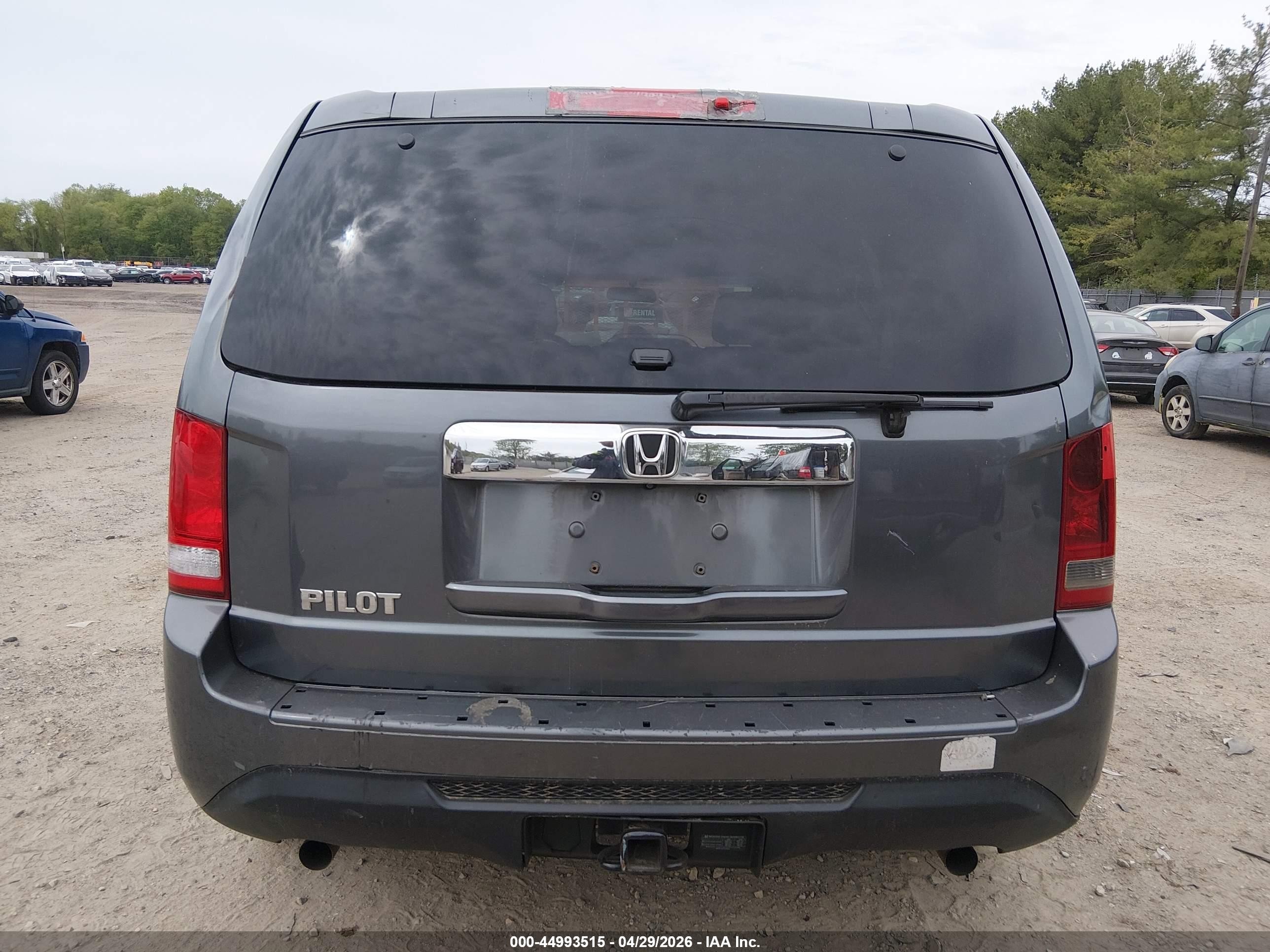 2013 Honda Pilot Lx Серый vin: 5FNYF3H28DB006516