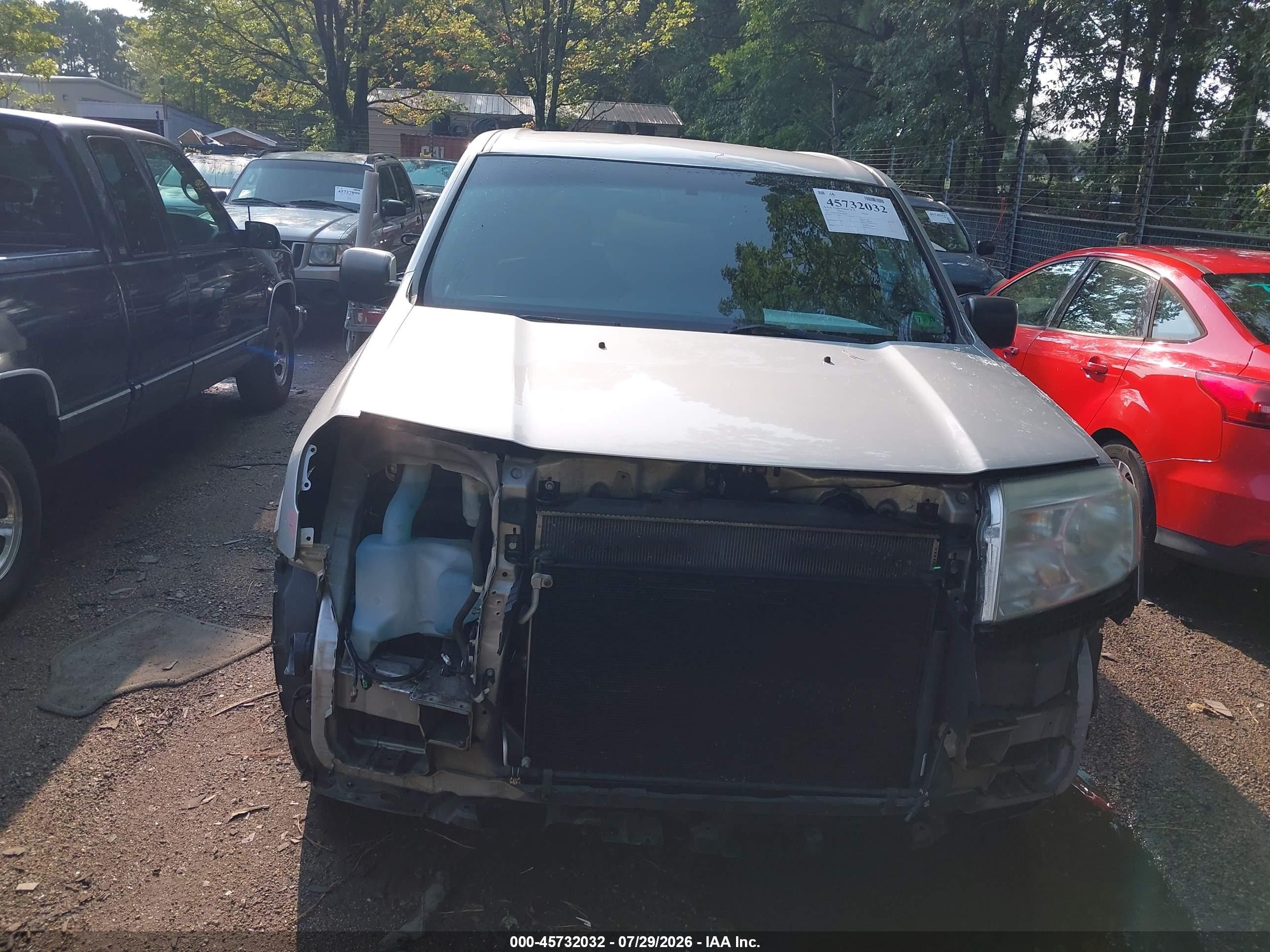 2015 Honda Pilot Lx Silver vin: 5FNYF3H28FB018264