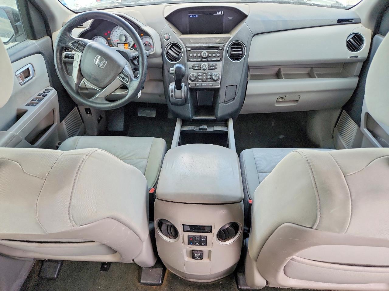 2015 Honda Pilot Lx White vin: 5FNYF3H28FB020855