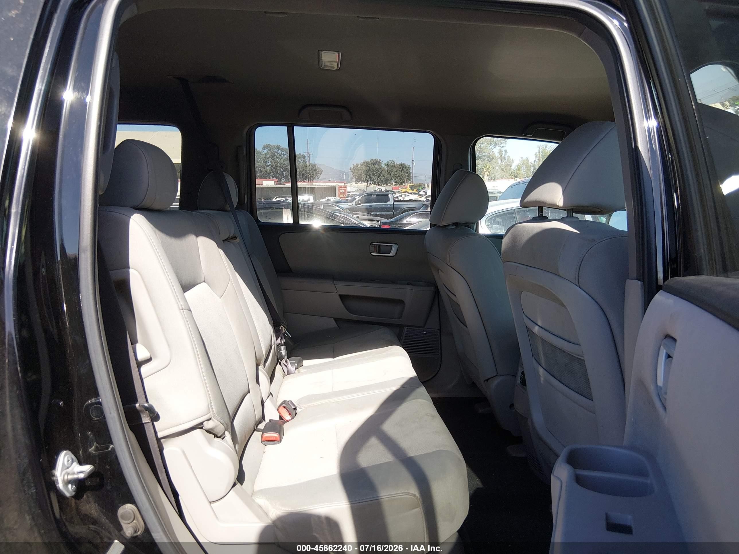 2011 Honda Pilot Lx Black vin: 5FNYF3H29BB038274