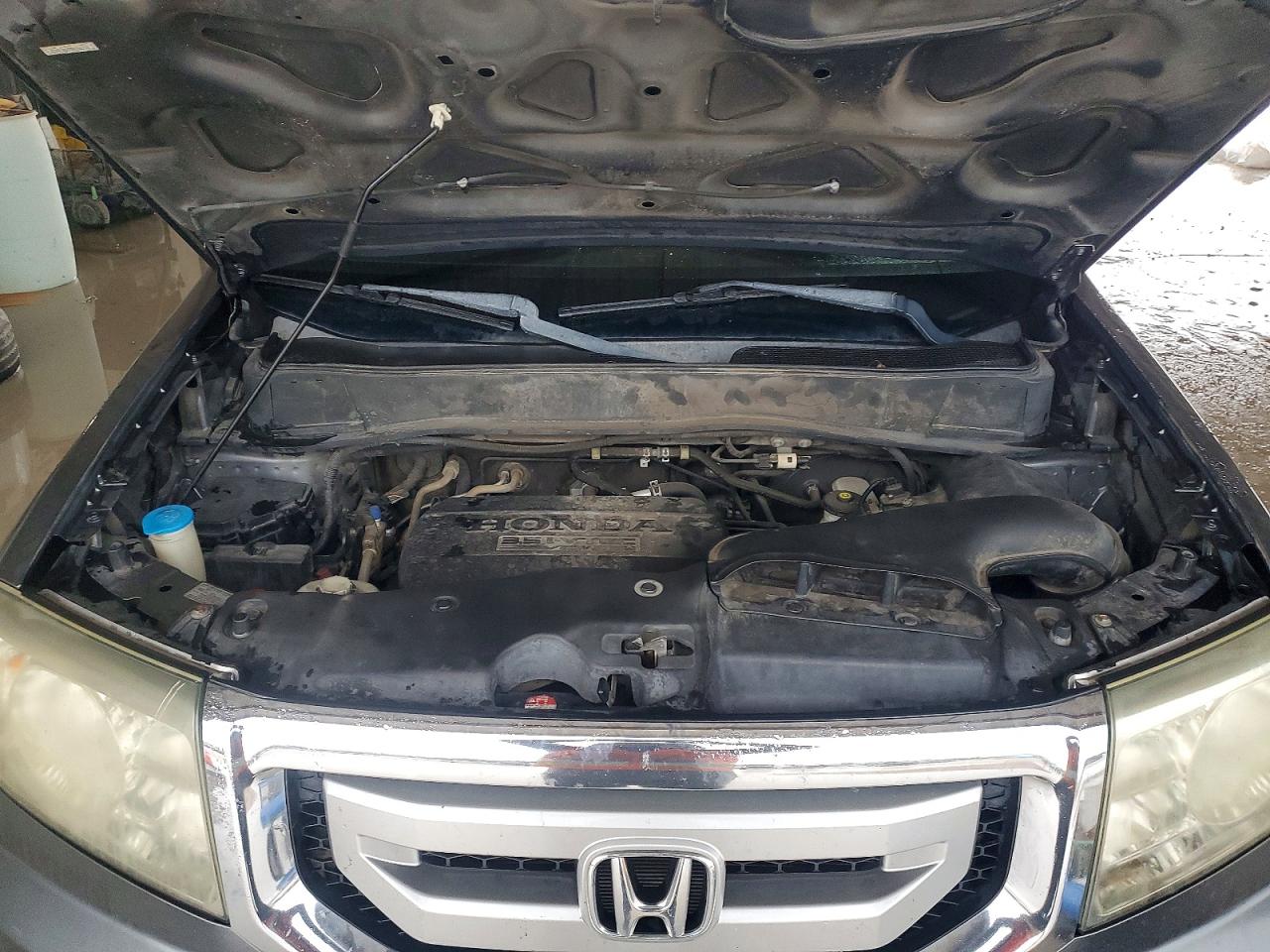 2011 Honda Pilot Lx Gray vin: 5FNYF3H29BB056953