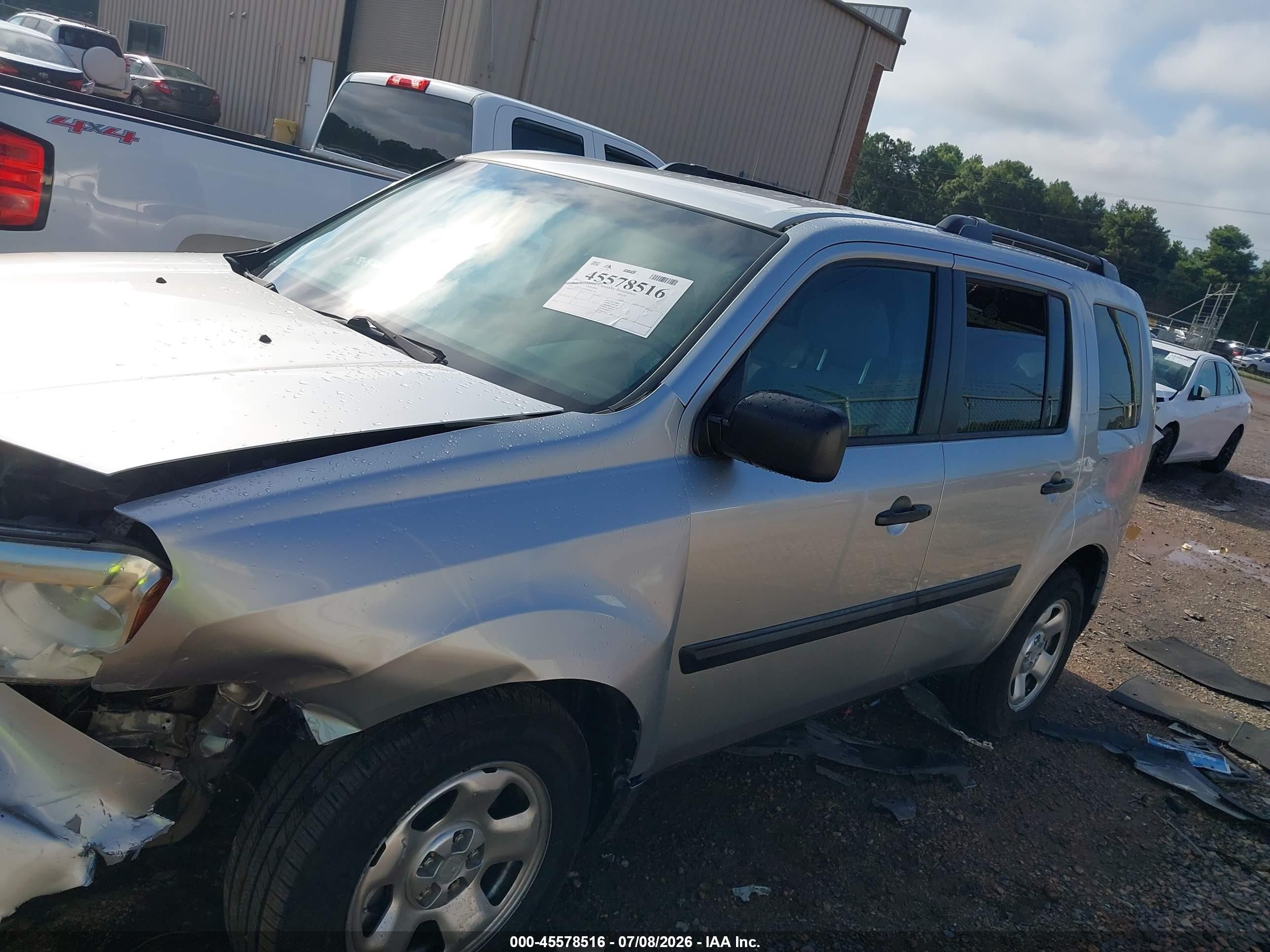 2013 Honda Pilot Lx Silver vin: 5FNYF3H29DB042196
