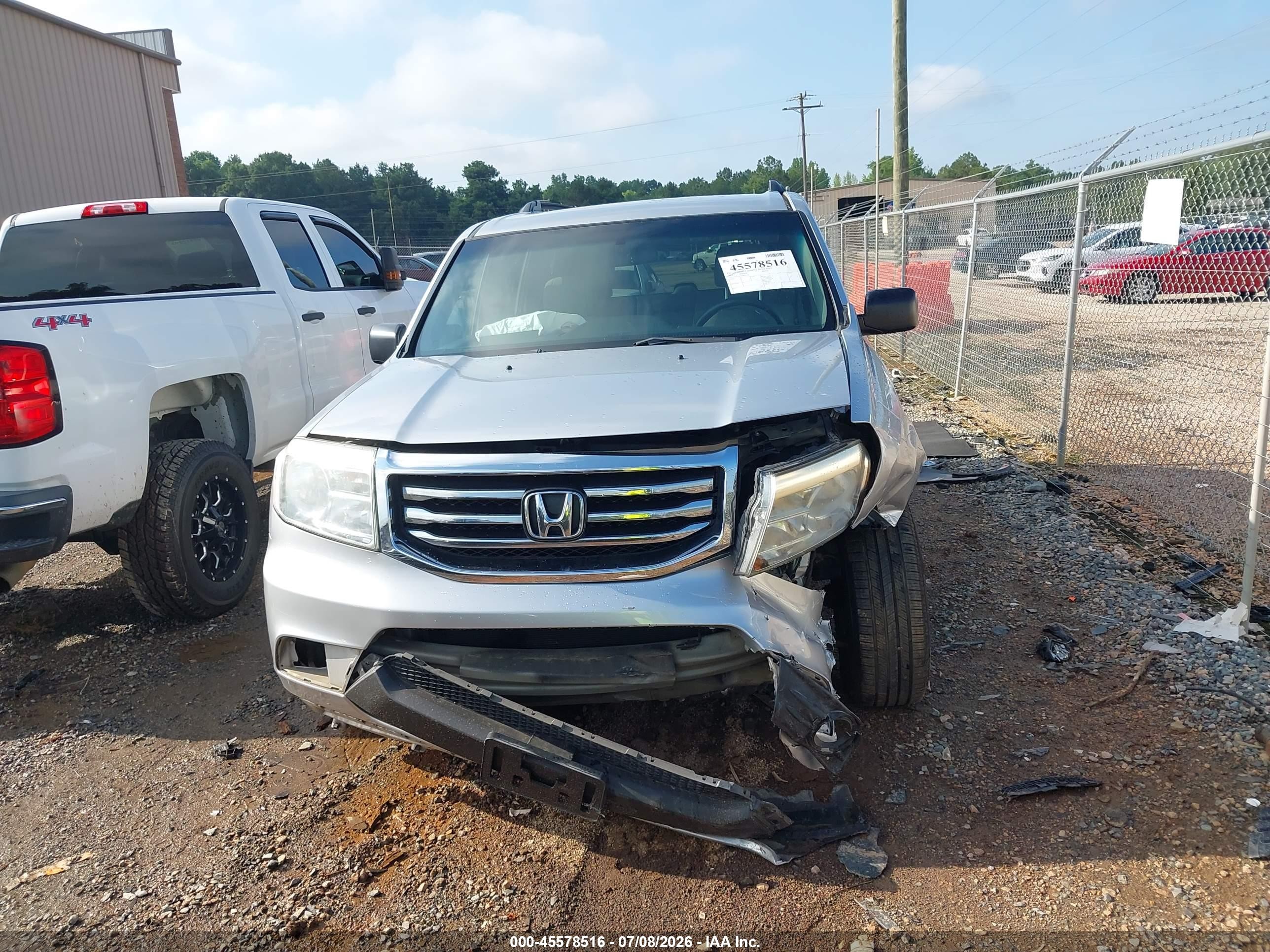 2013 Honda Pilot Lx Silver vin: 5FNYF3H29DB042196