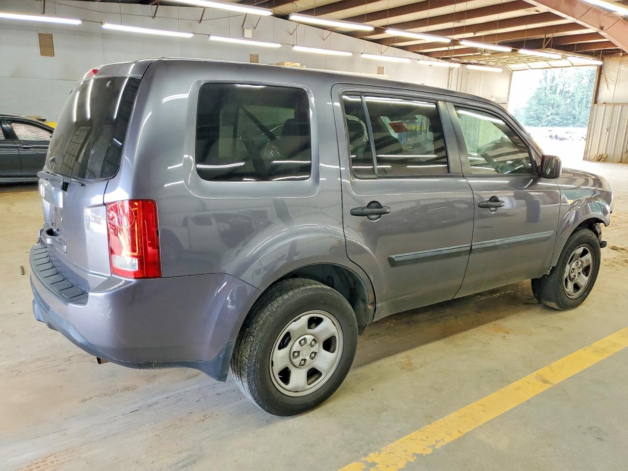 2015 Honda Pilot Lx Gray vin: 5FNYF3H29FB021660