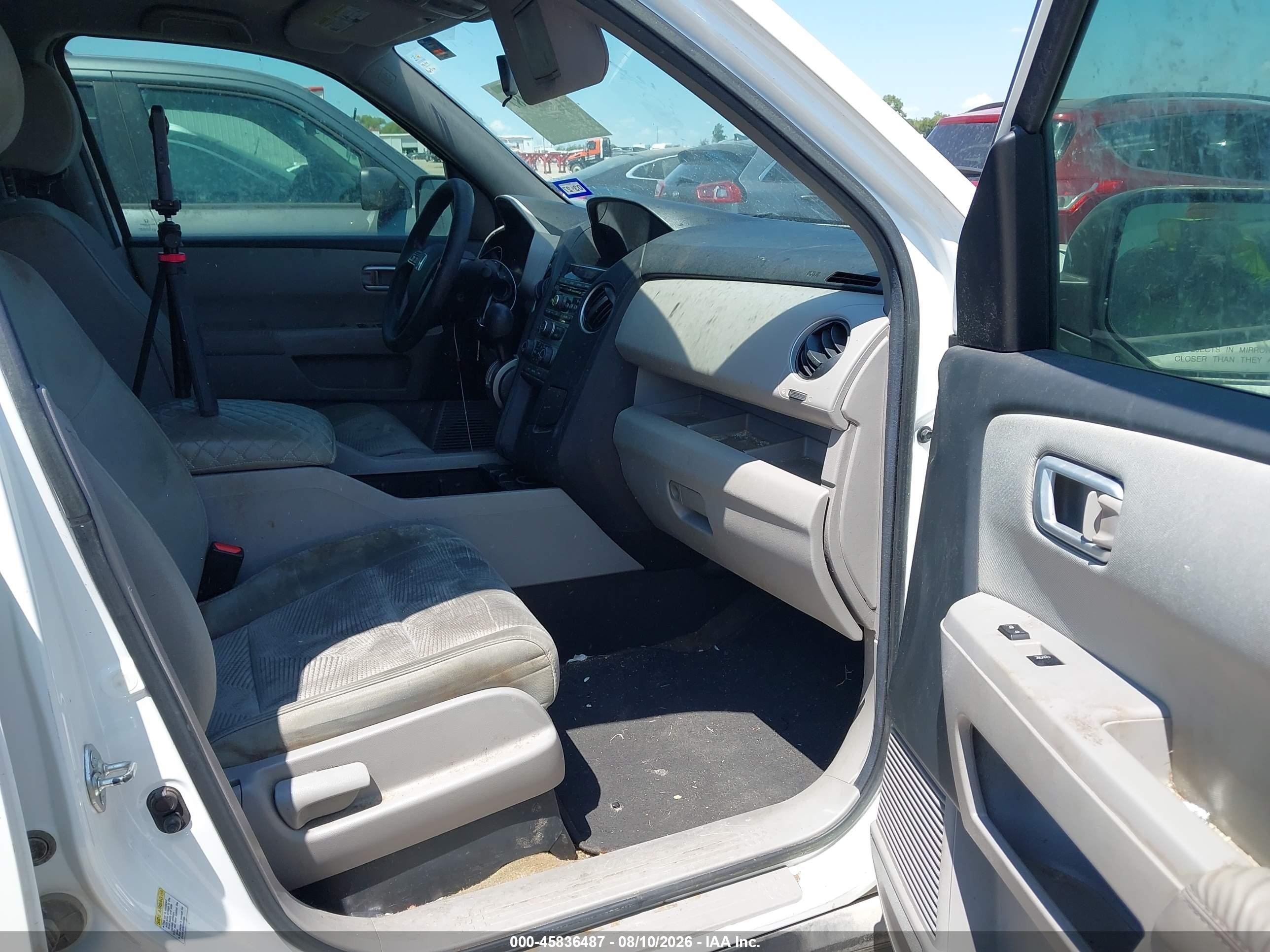 2013 Honda Pilot Lx White vin: 5FNYF3H2XDB035578