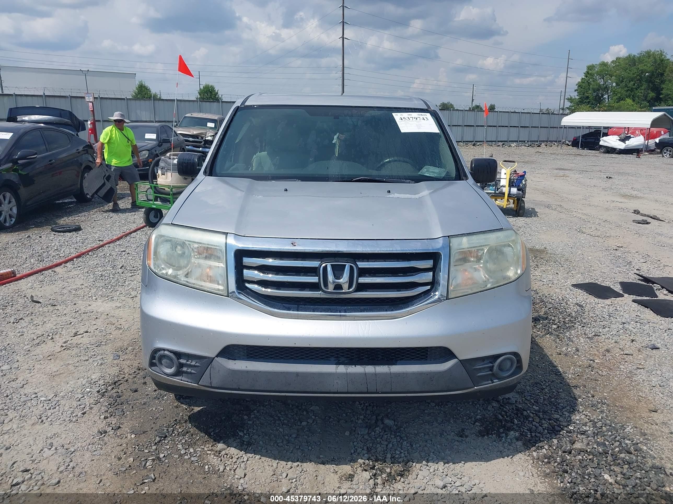 2015 Honda Pilot Lx Gray vin: 5FNYF3H2XFB008822