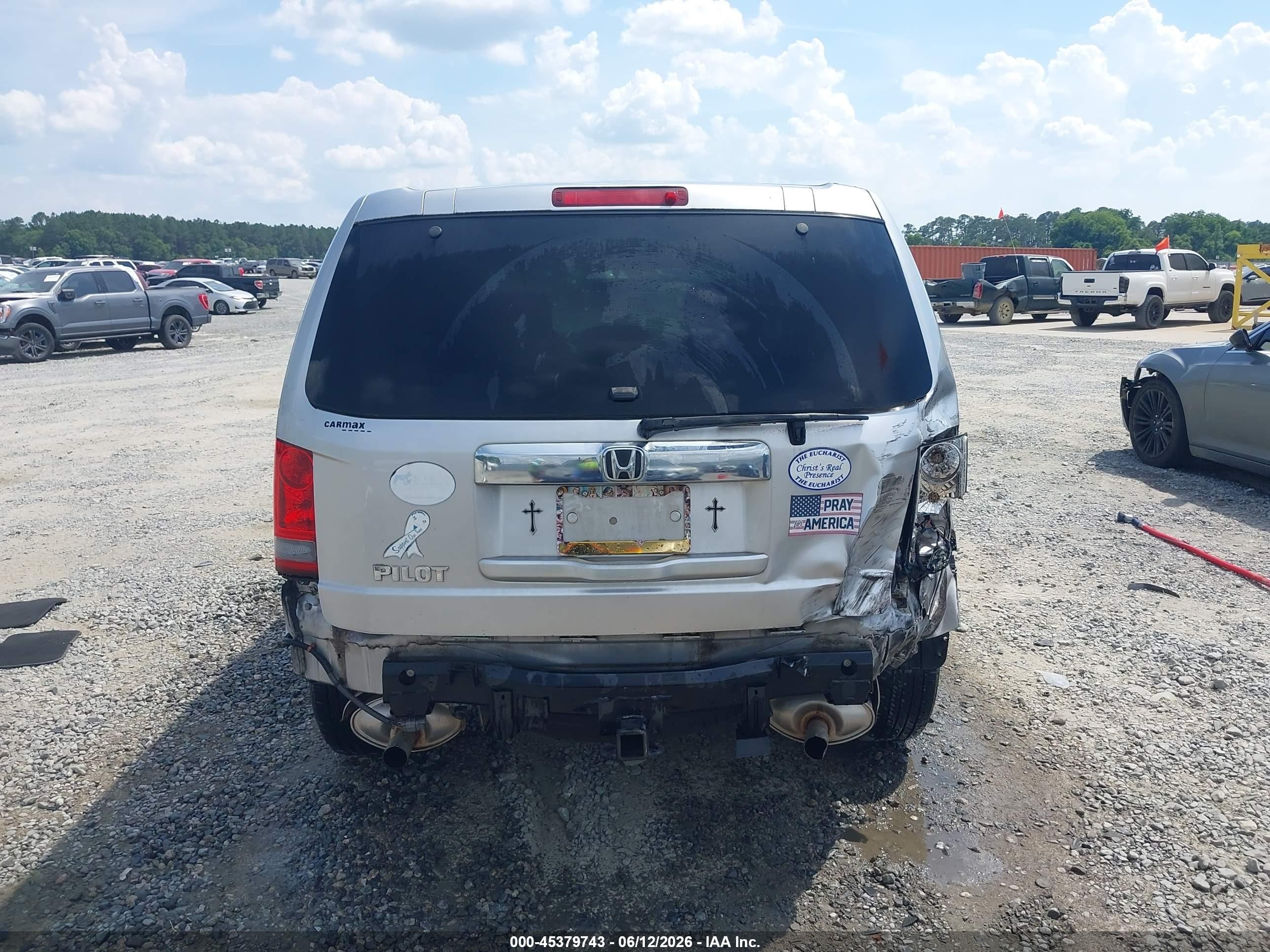2015 Honda Pilot Lx Gray vin: 5FNYF3H2XFB008822