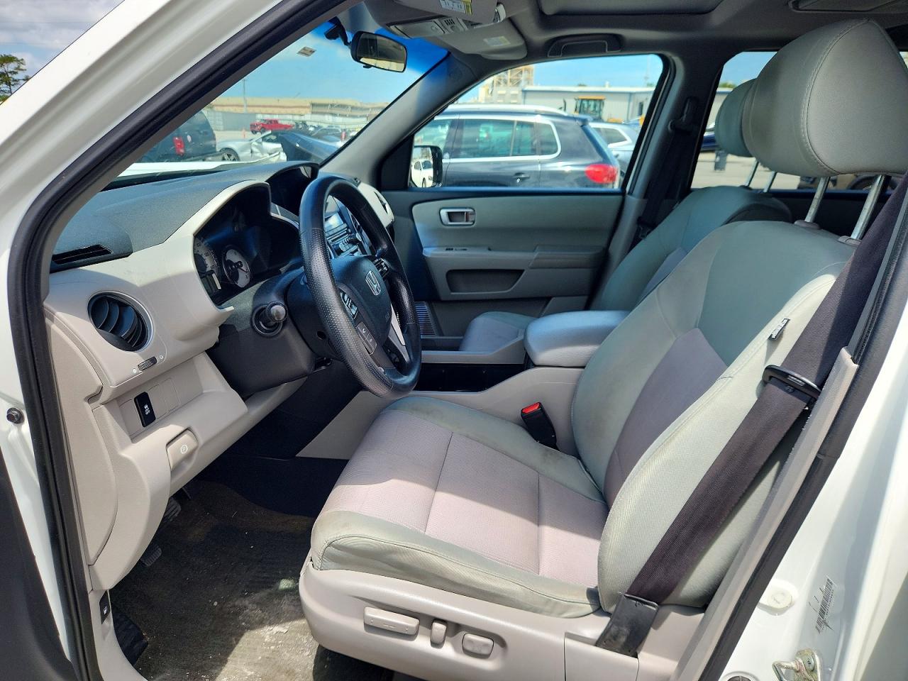 2015 Honda Pilot Se White vin: 5FNYF3H30FB026917