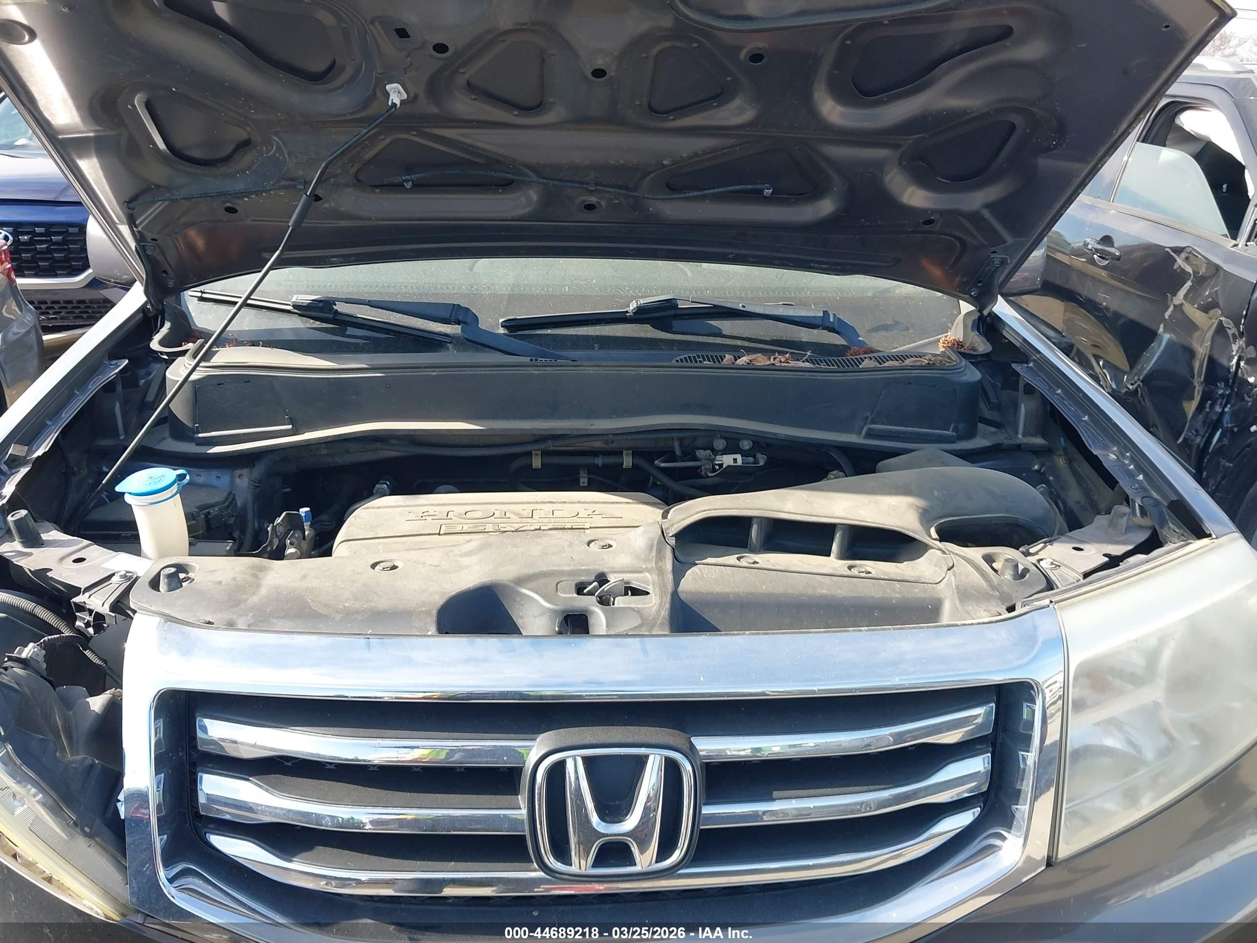 2015 Honda Pilot Se Gray vin: 5FNYF3H30FB035021