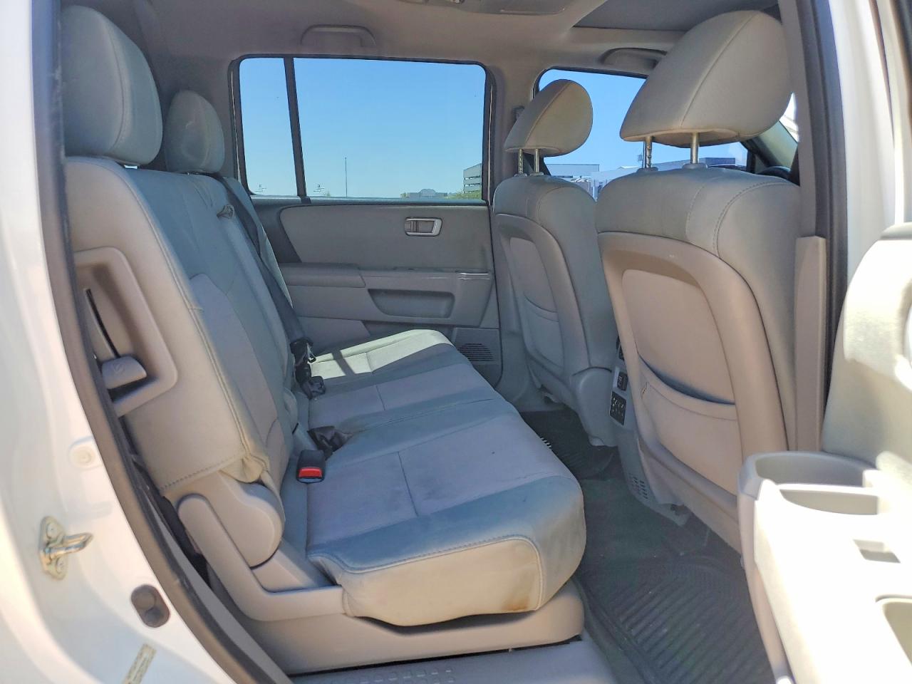 2015 Honda Pilot Se White vin: 5FNYF3H32FB006801