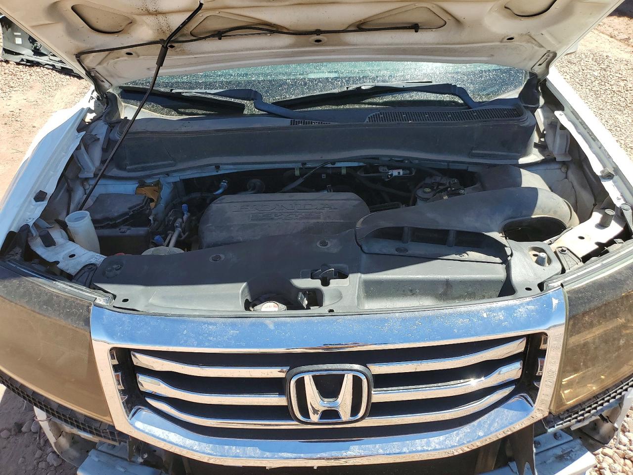 2015 Honda Pilot Se White vin: 5FNYF3H32FB006801