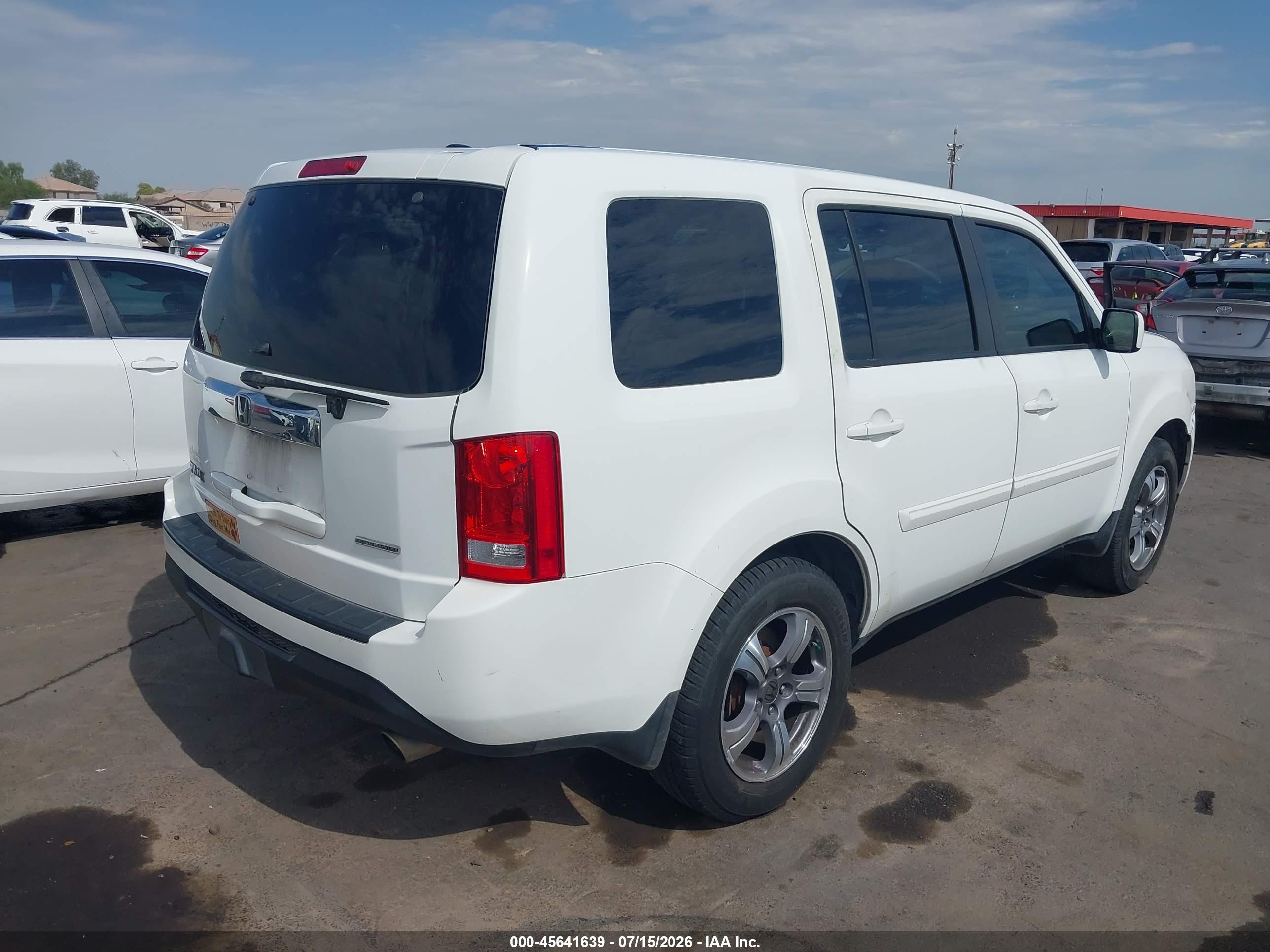 2015 Honda Pilot Se White vin: 5FNYF3H32FB020827