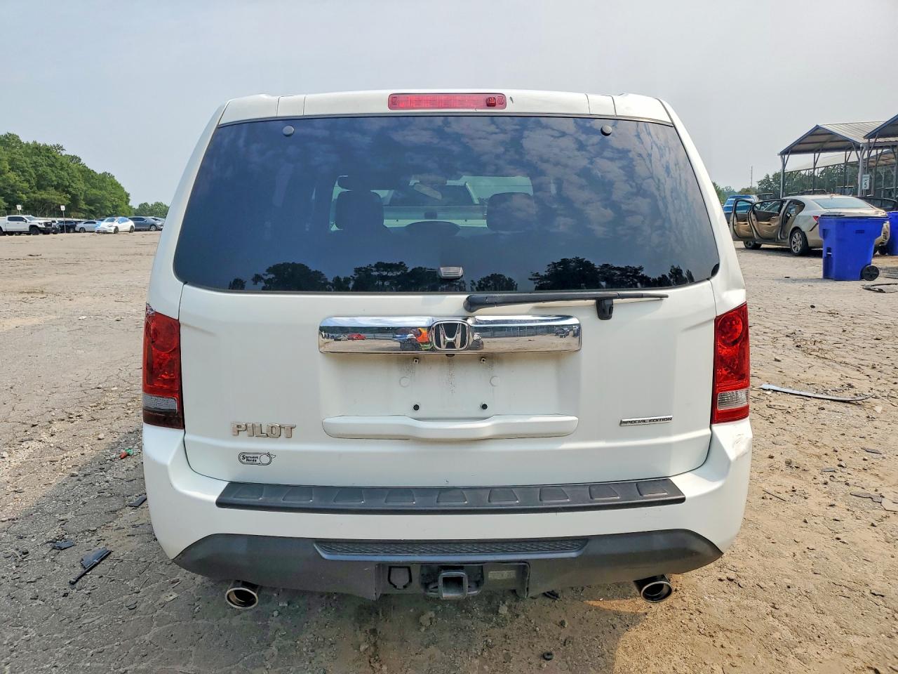 2015 Honda Pilot Se White vin: 5FNYF3H33FB027852