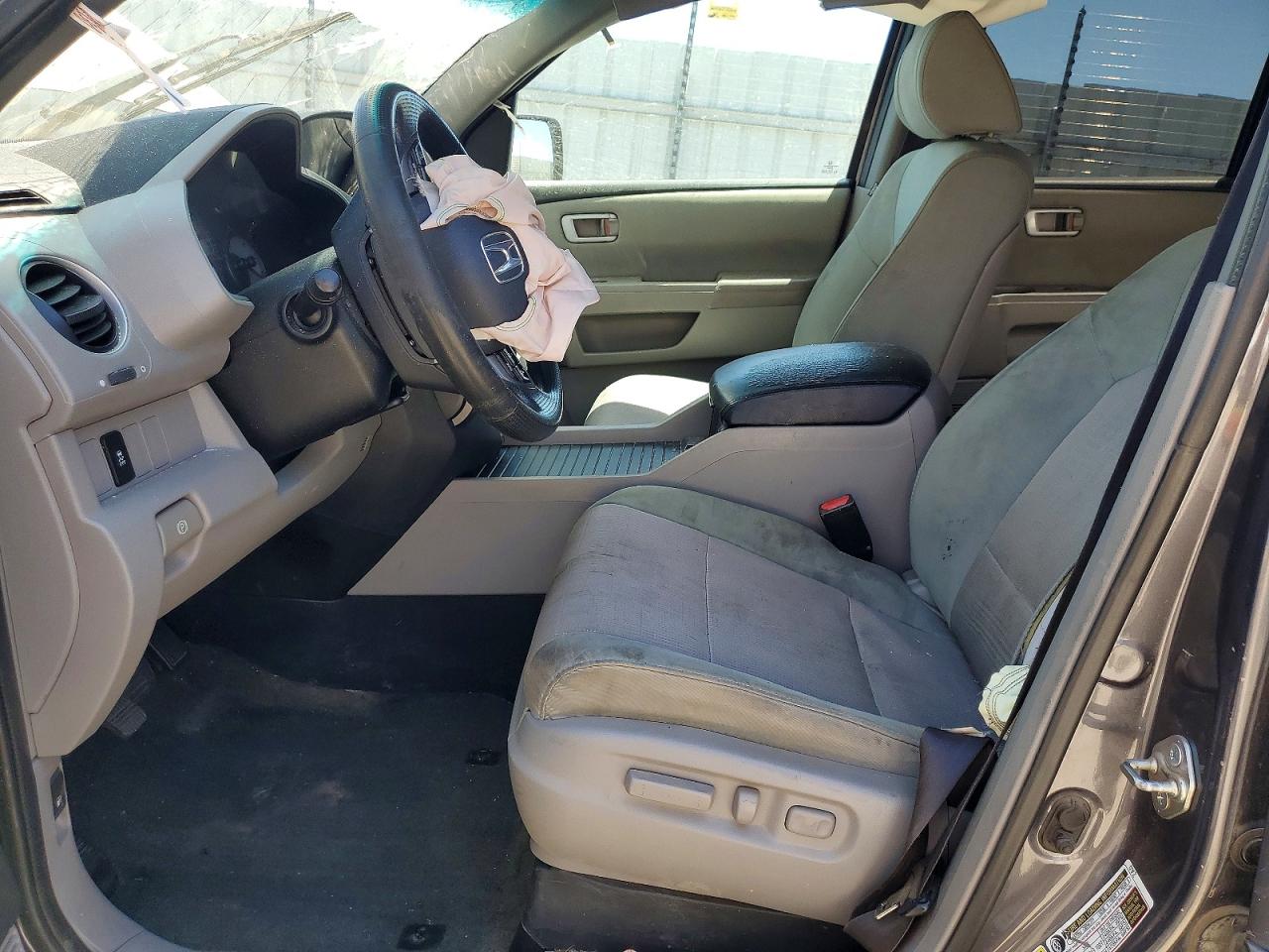 2015 Honda Pilot Se Gray vin: 5FNYF3H34FB014219