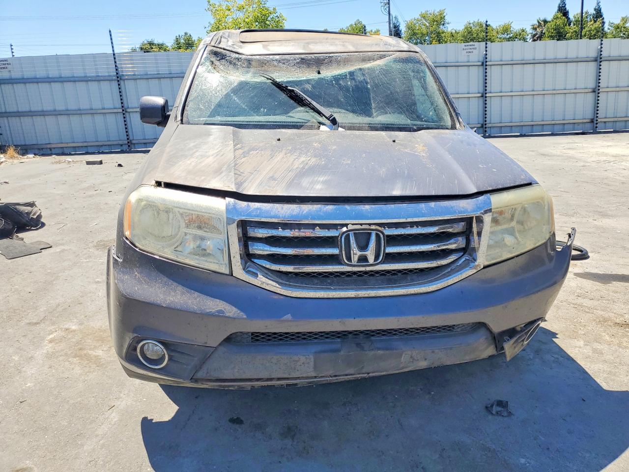 2015 Honda Pilot Se Gray vin: 5FNYF3H34FB014219