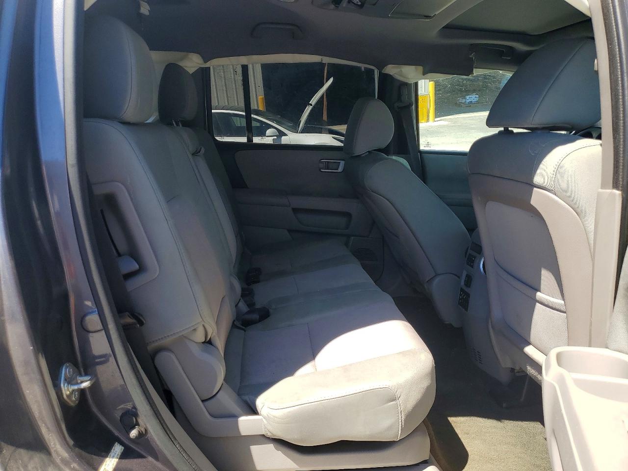2015 Honda Pilot Se Gray vin: 5FNYF3H34FB014219