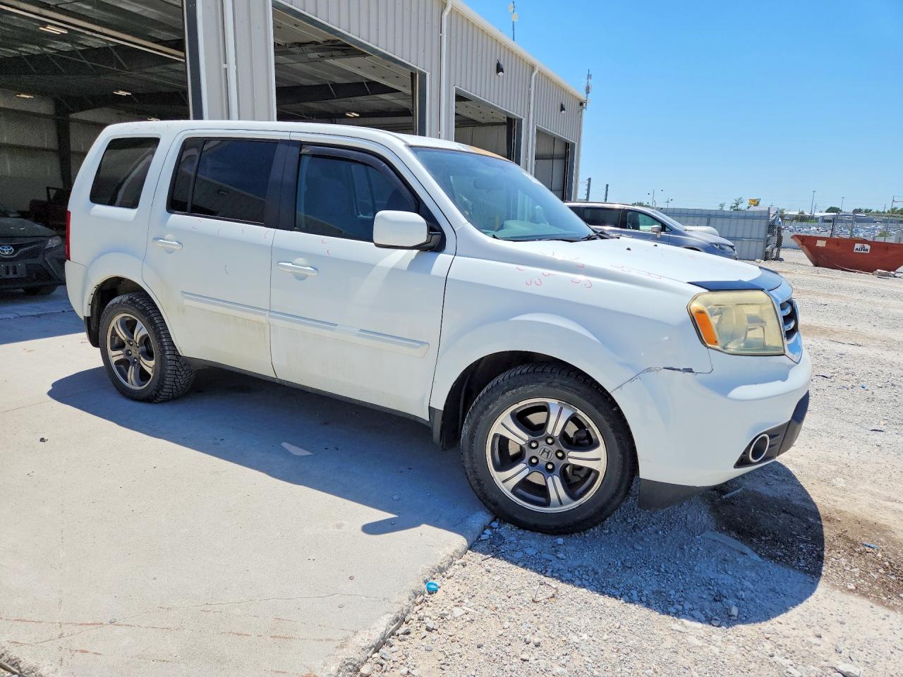 2015 Honda Pilot Se Белый vin: 5FNYF3H34FB034082