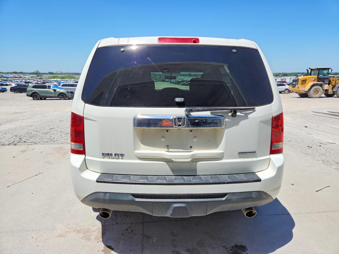 2015 Honda Pilot Se Белый vin: 5FNYF3H34FB034082