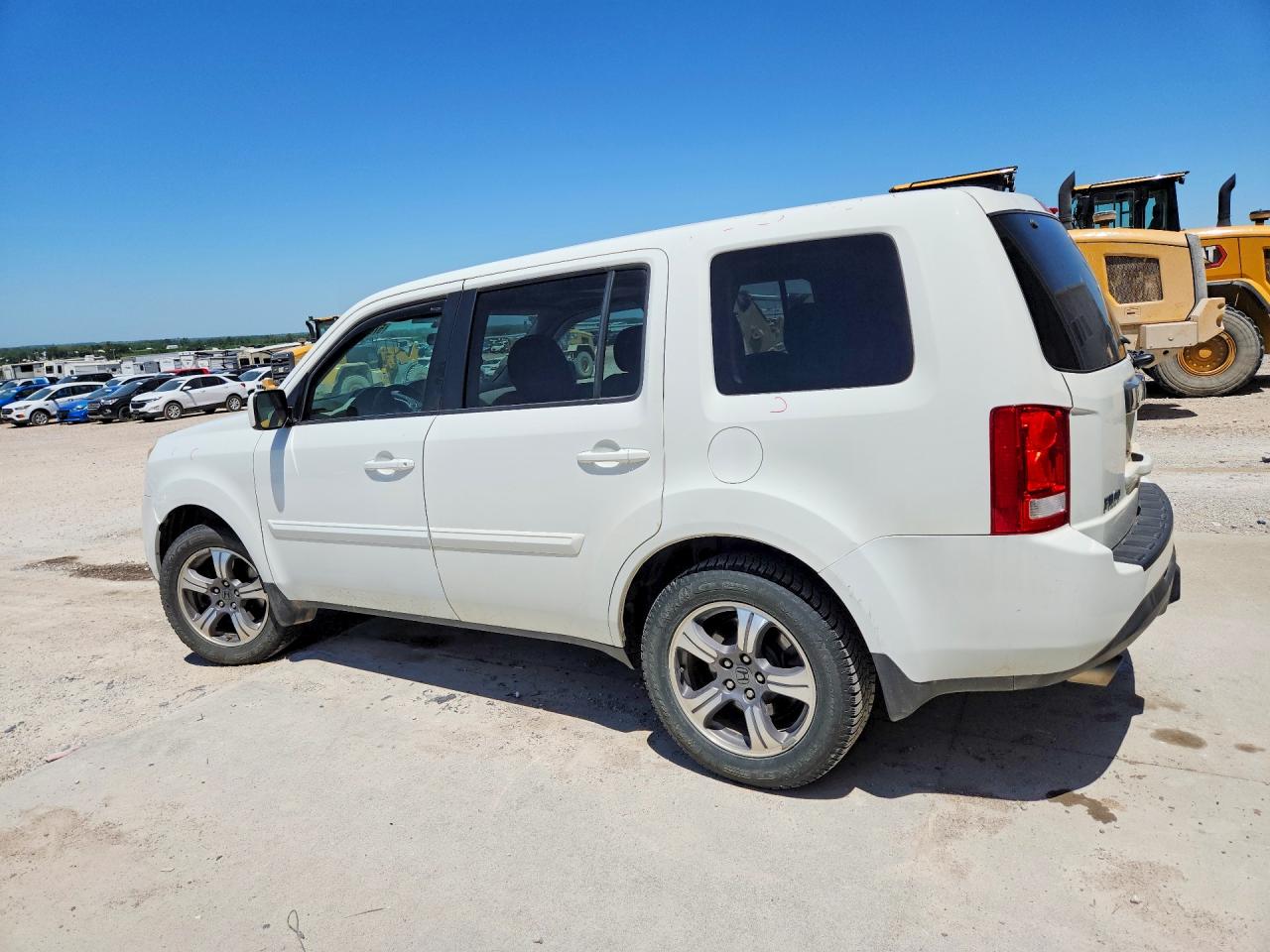 2015 Honda Pilot Se Белый vin: 5FNYF3H34FB034082