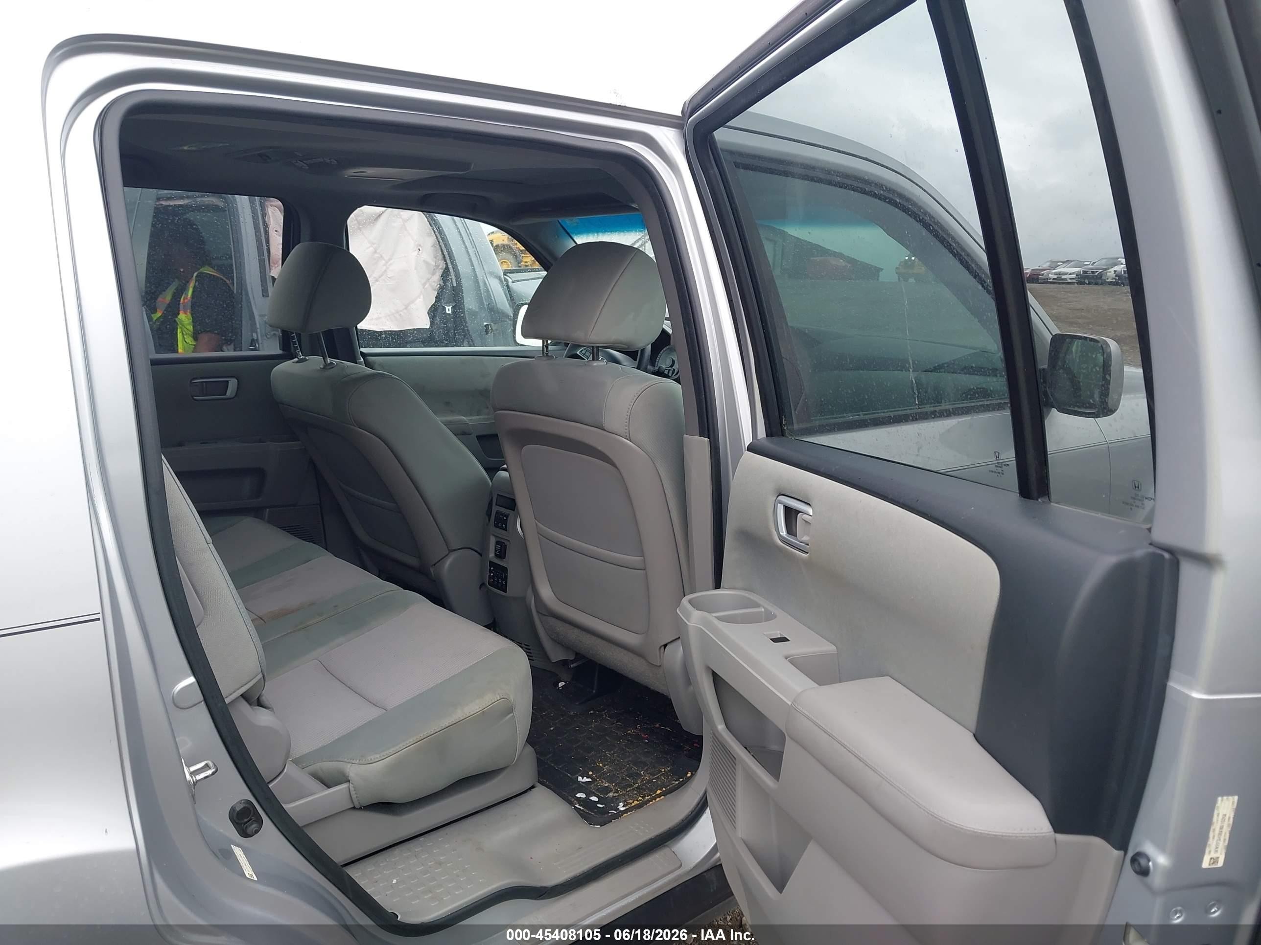 2015 Honda Pilot Se Silver vin: 5FNYF3H35FB010258
