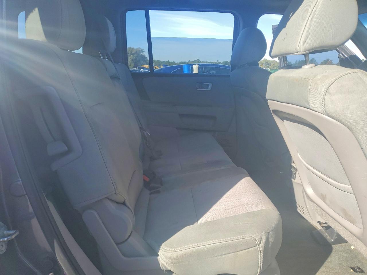 2015 Honda Pilot Se Charcoal vin: 5FNYF3H36FB026422