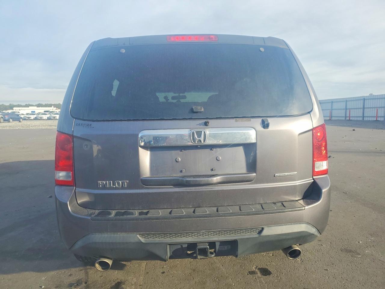 2015 Honda Pilot Se Charcoal vin: 5FNYF3H36FB026422