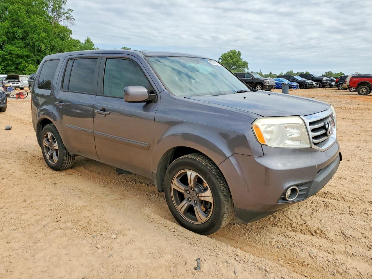 2015 Honda Pilot Se Gray vin: 5FNYF3H37FB024730