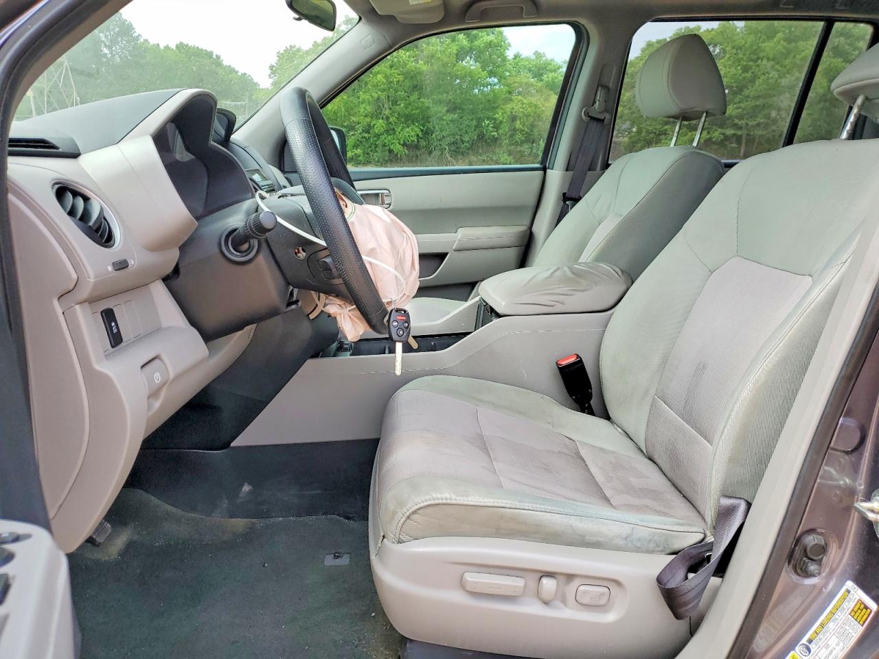 2015 Honda Pilot Se Gray vin: 5FNYF3H37FB024730