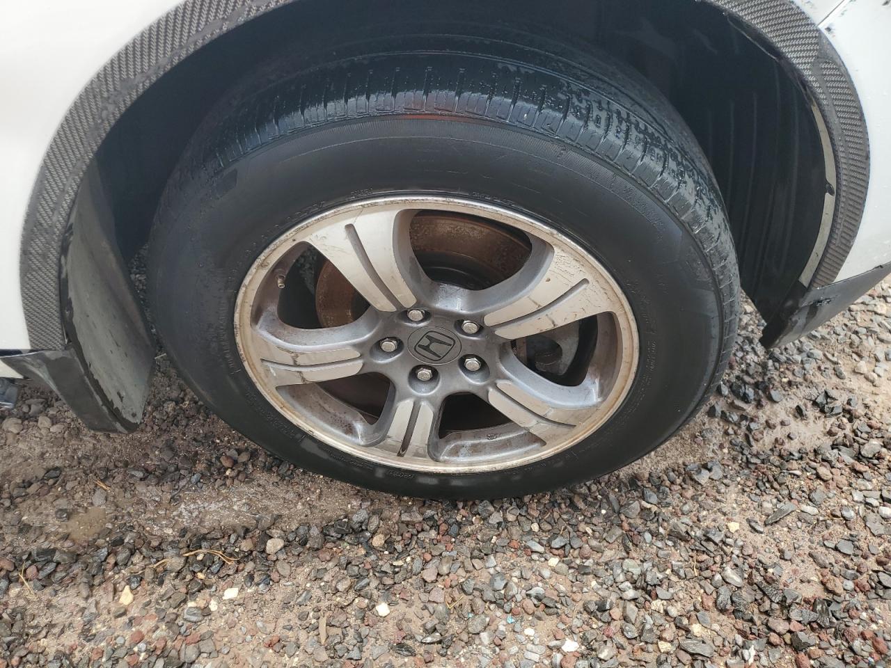 2015 Honda Pilot Se White vin: 5FNYF3H3XFB009378 Damage: Right Front Wheel, Curb Rash, > 12 Inches