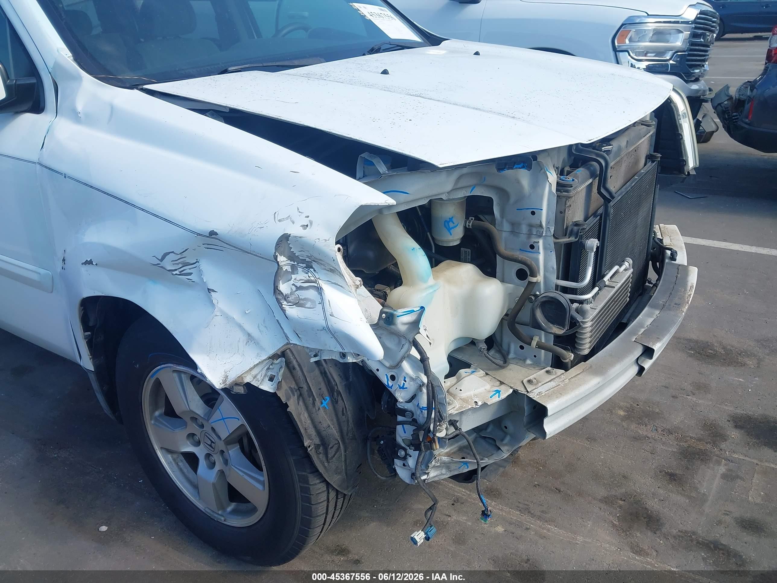 2010 Honda Pilot Ex White vin: 5FNYF3H40AB006183