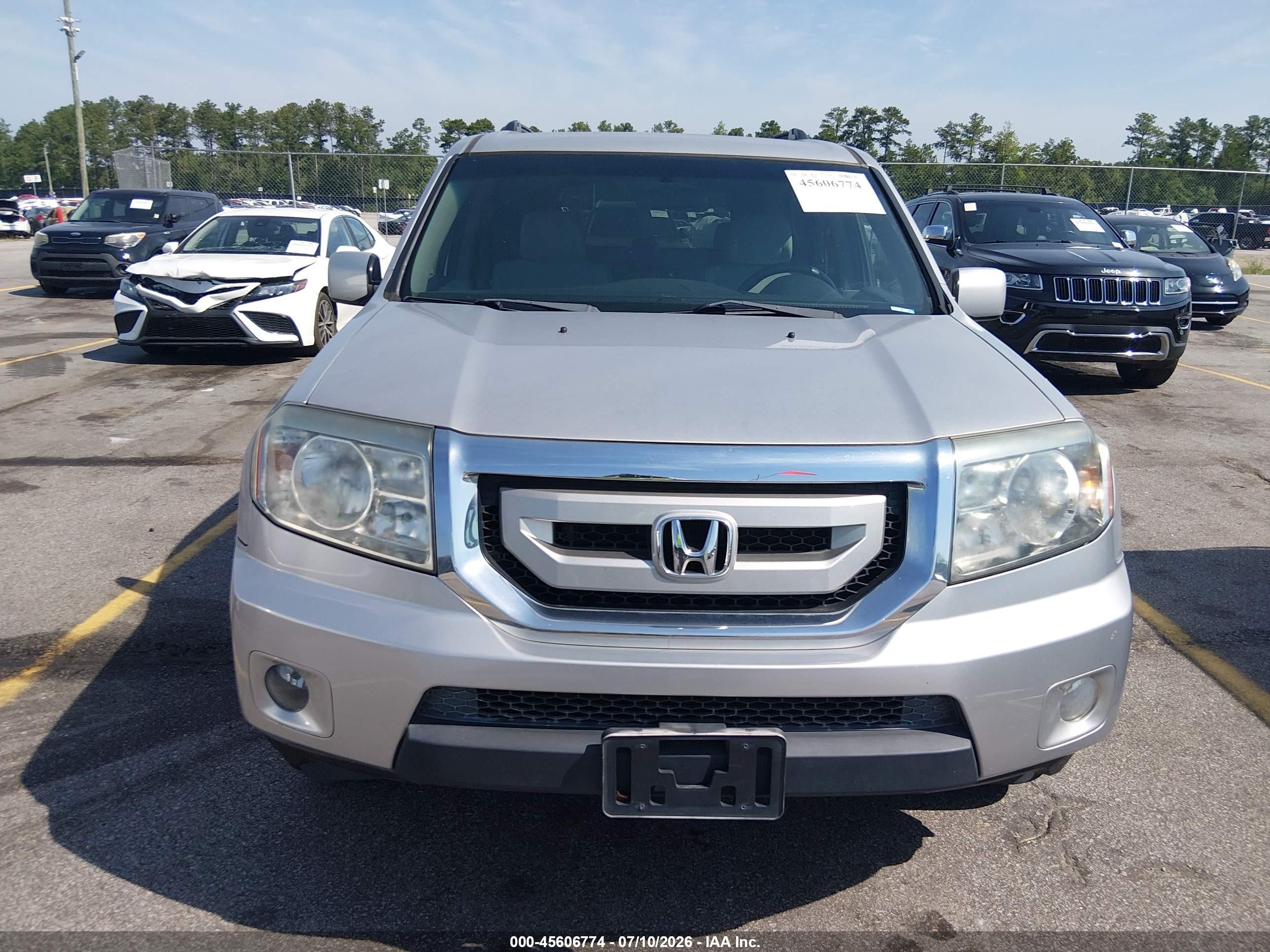 2011 Honda Pilot Ex Silver vin: 5FNYF3H40BB026662
