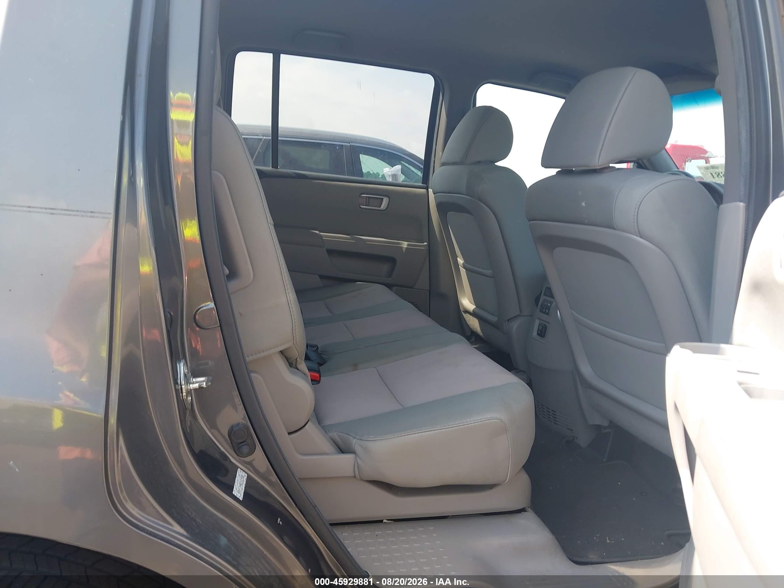 2012 Honda Pilot Ex Gray vin: 5FNYF3H40CB009880
