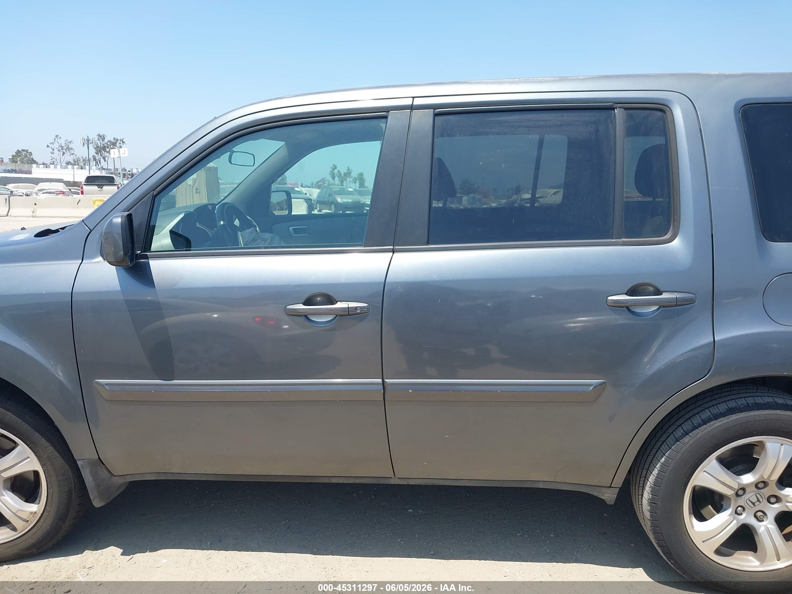2013 Honda Pilot Ex Gray vin: 5FNYF3H40DB015633