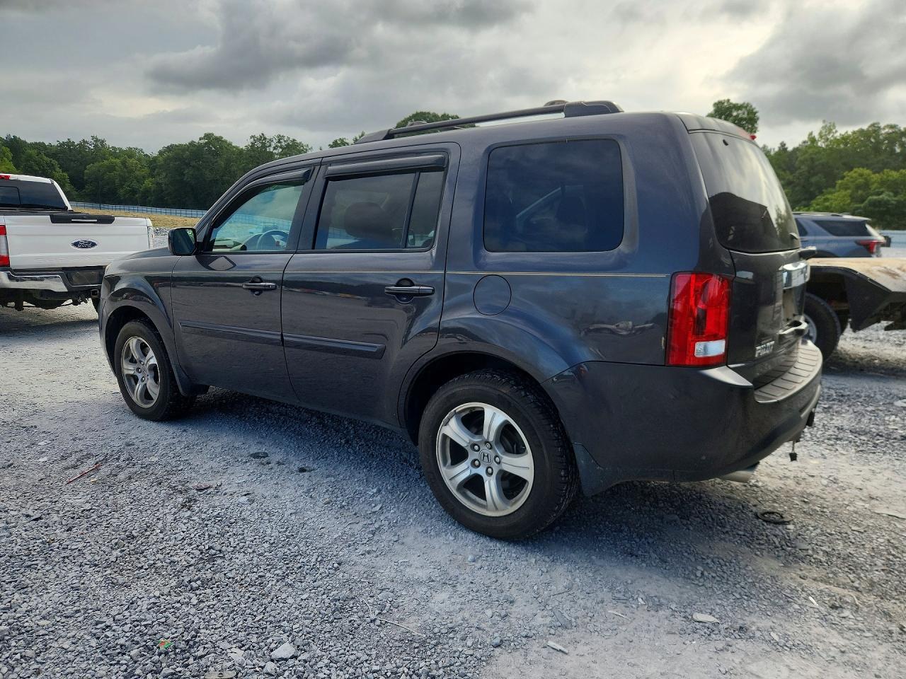 2013 Honda Pilot Ex Gray vin: 5FNYF3H40DB032741