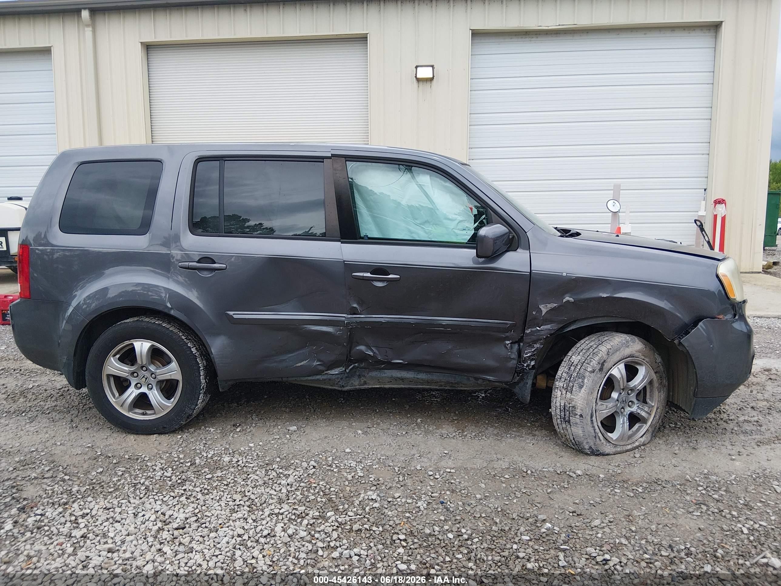 2014 Honda Pilot Ex Gray vin: 5FNYF3H40EB027931