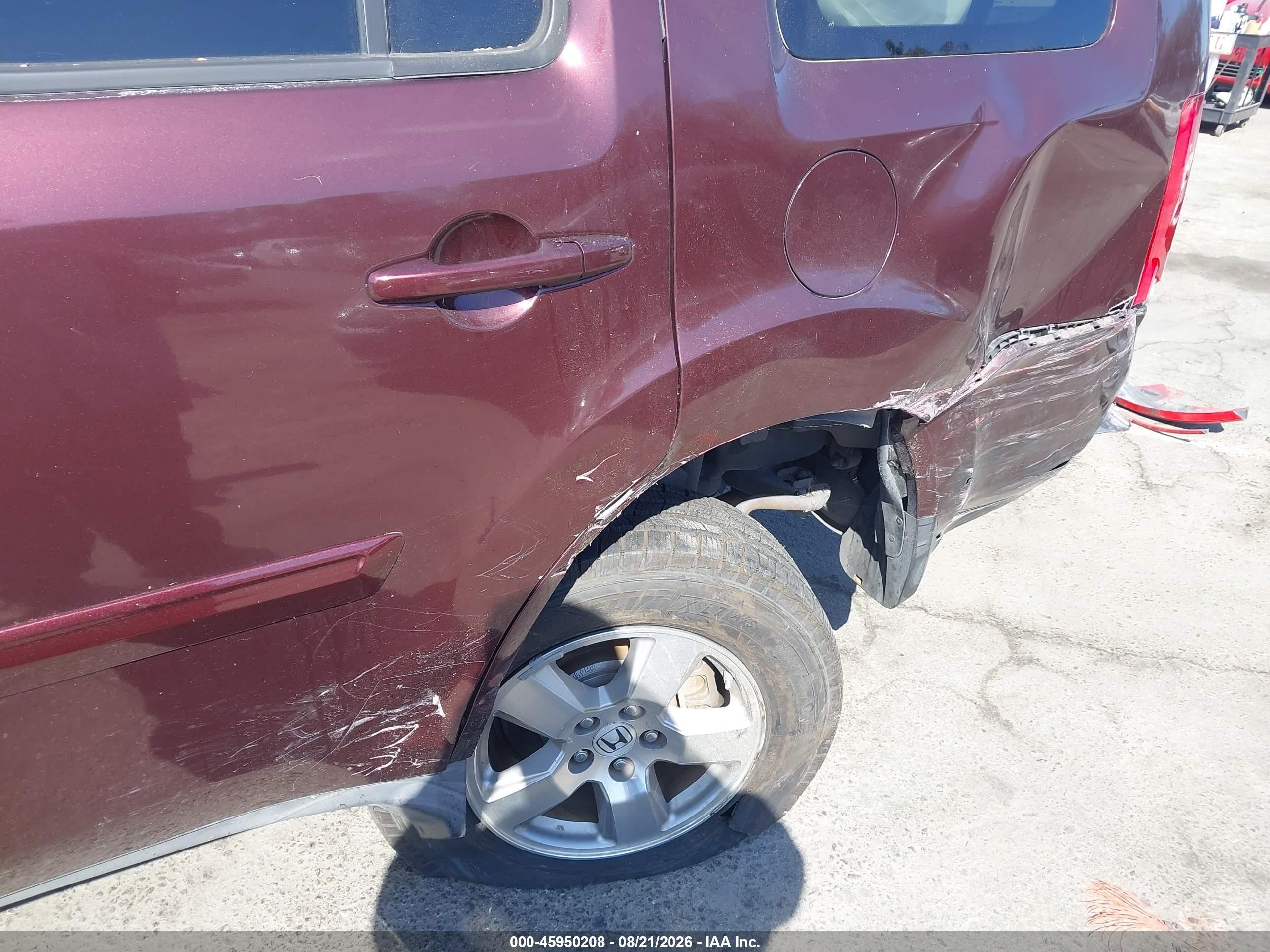 2011 Honda Pilot Ex Burgundy vin: 5FNYF3H41BB047665