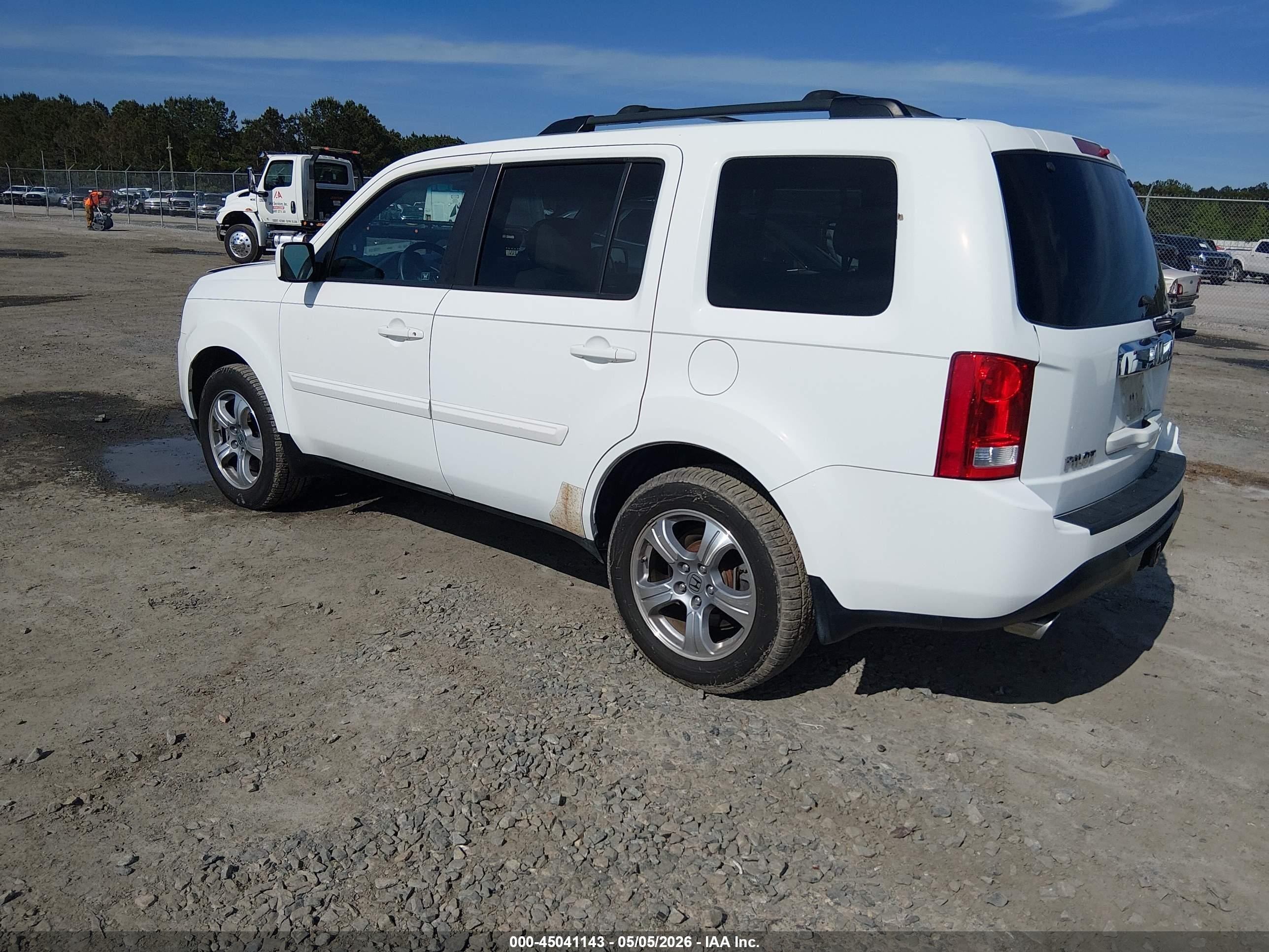 2012 Honda Pilot Ex White vin: 5FNYF3H41CB038353