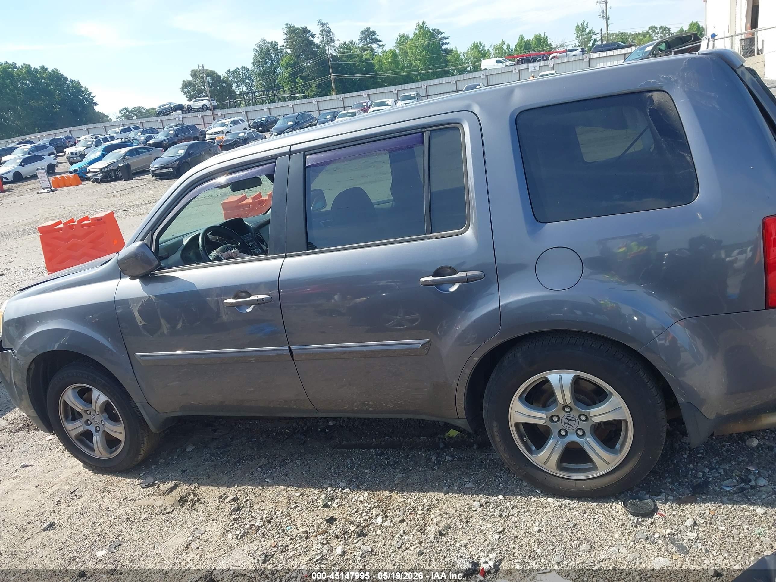 2015 Honda Pilot Ex Gray vin: 5FNYF3H41FB033092
