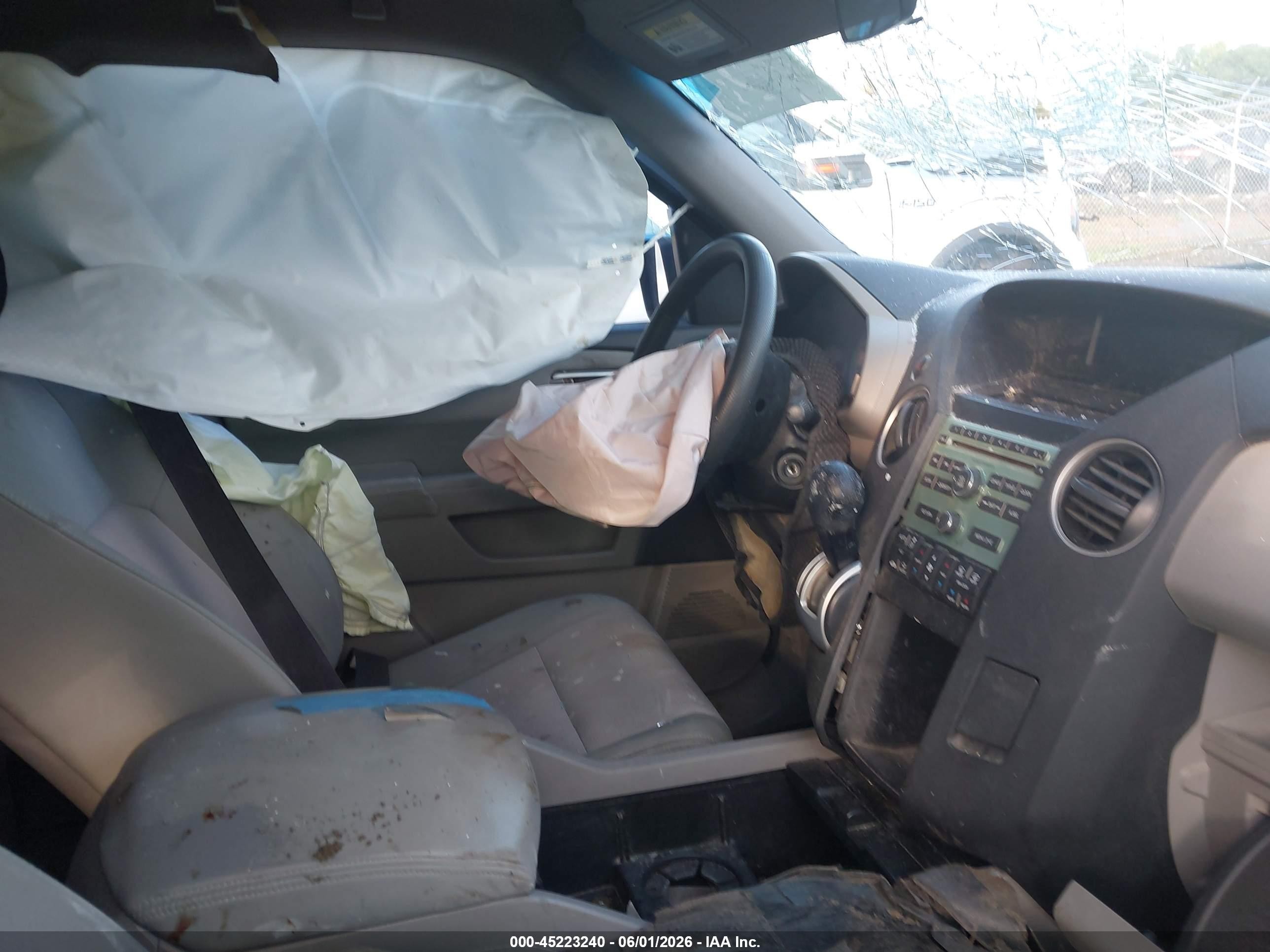2011 Honda Pilot Ex Gray vin: 5FNYF3H42BB007448