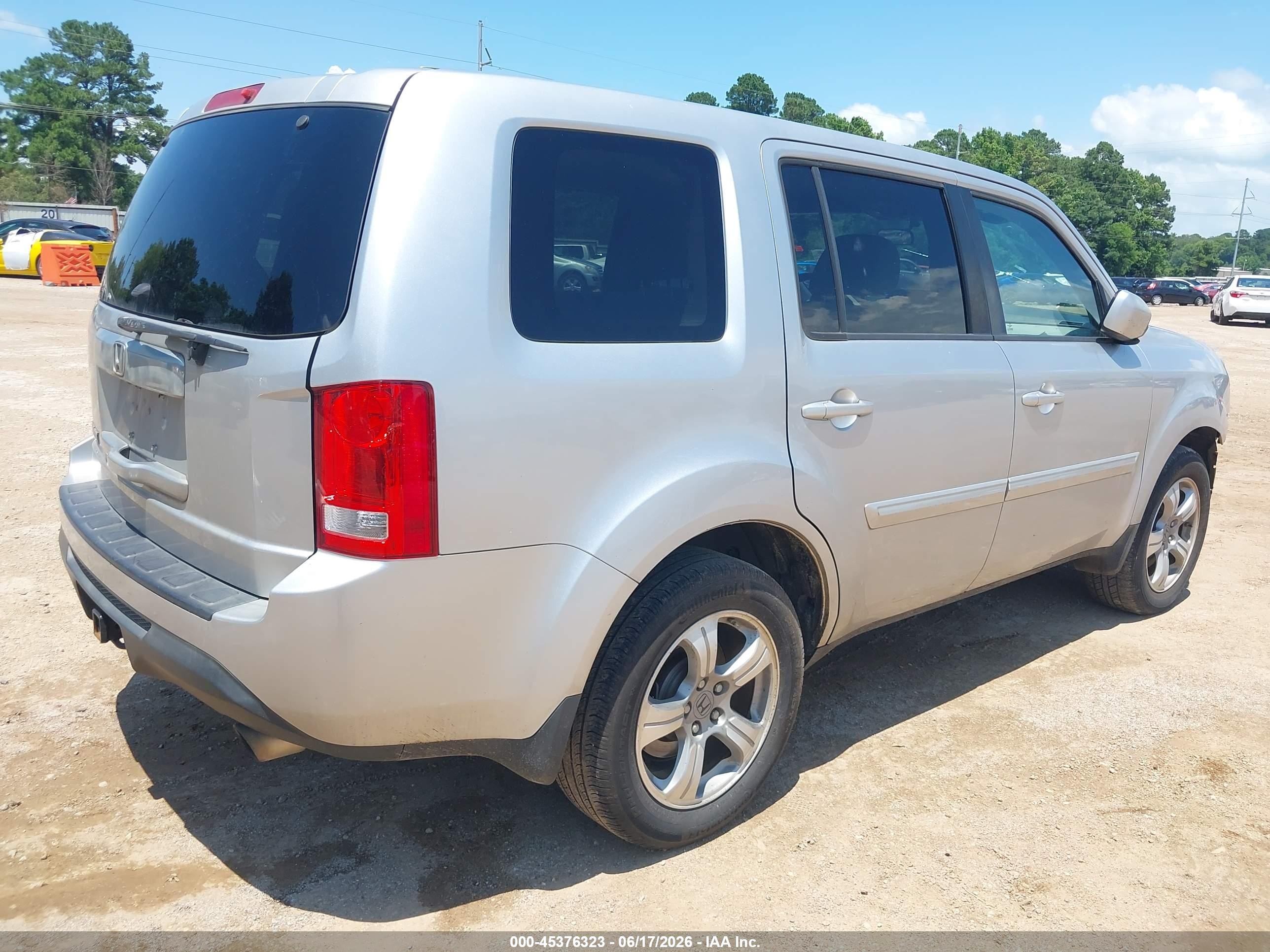 2014 Honda Pilot Ex Silver vin: 5FNYF3H42EB020513