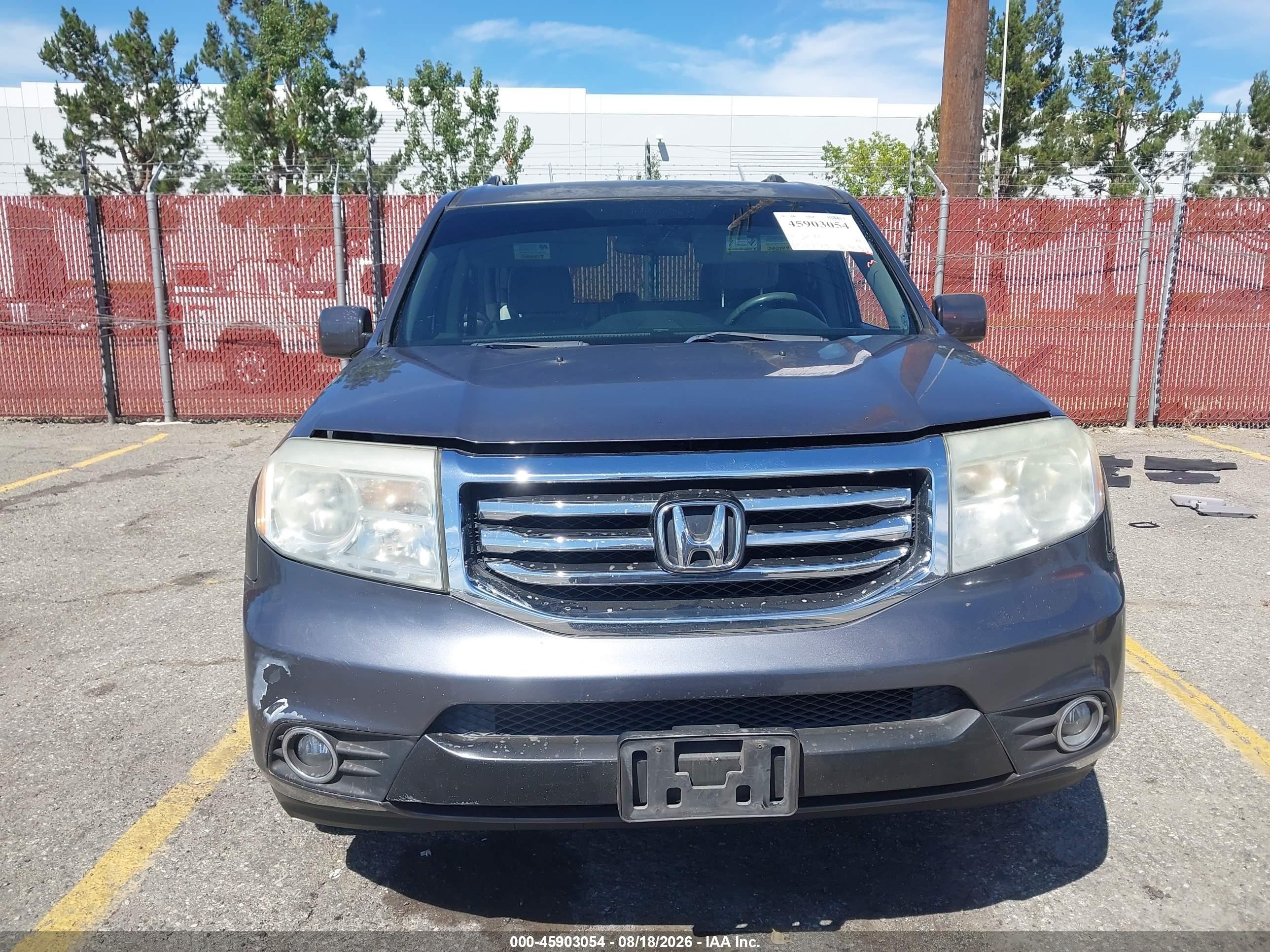 2014 Honda Pilot Ex Gray vin: 5FNYF3H42EB027185