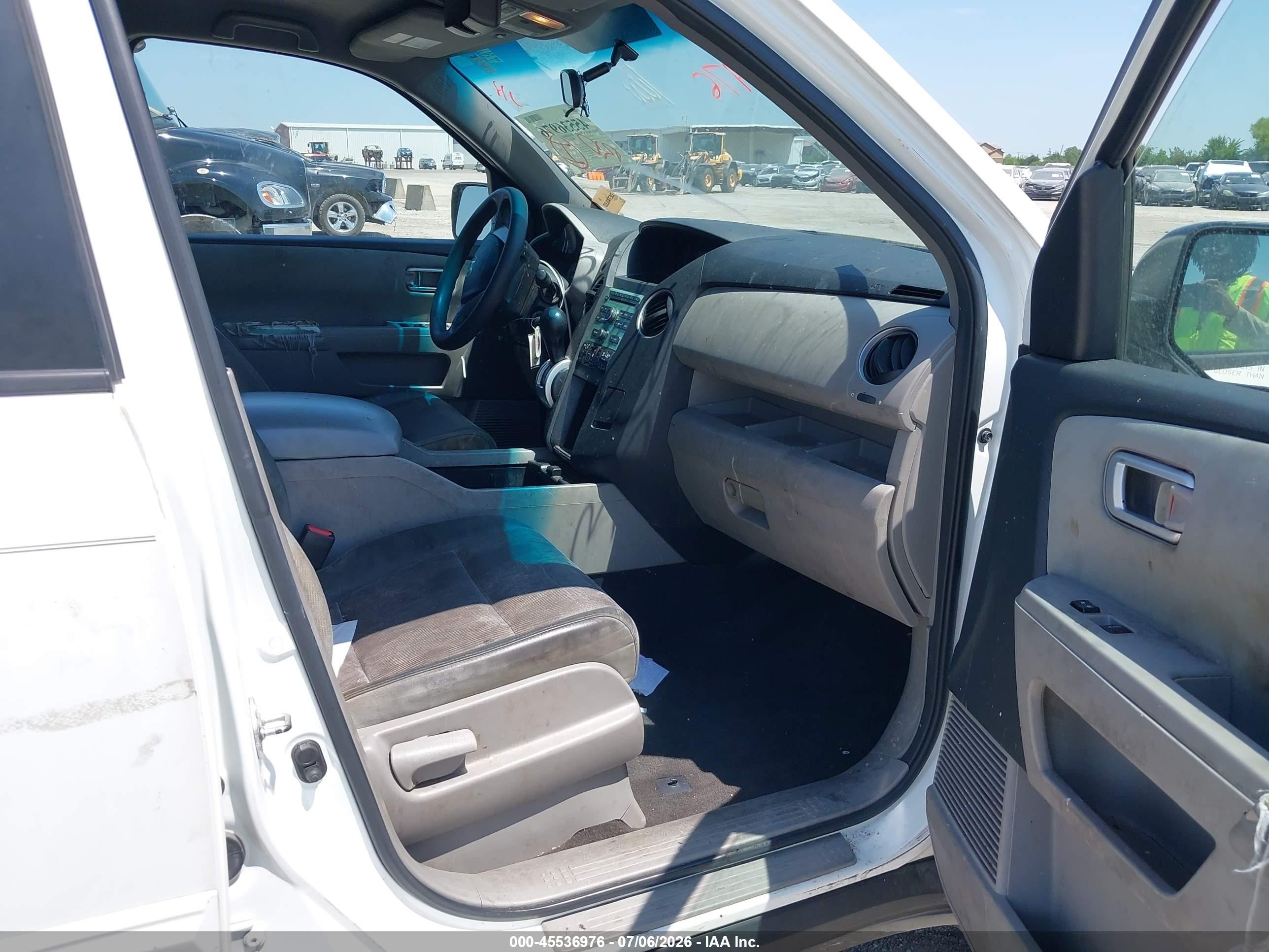 2010 Honda Pilot Ex White vin: 5FNYF3H43AB019591